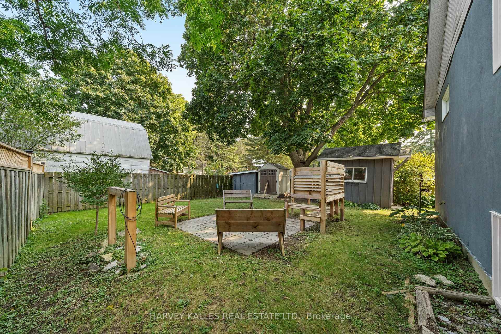 Photo 2 of 46 Barker Street, Prince Edward County, Picton Ward — HOMEH