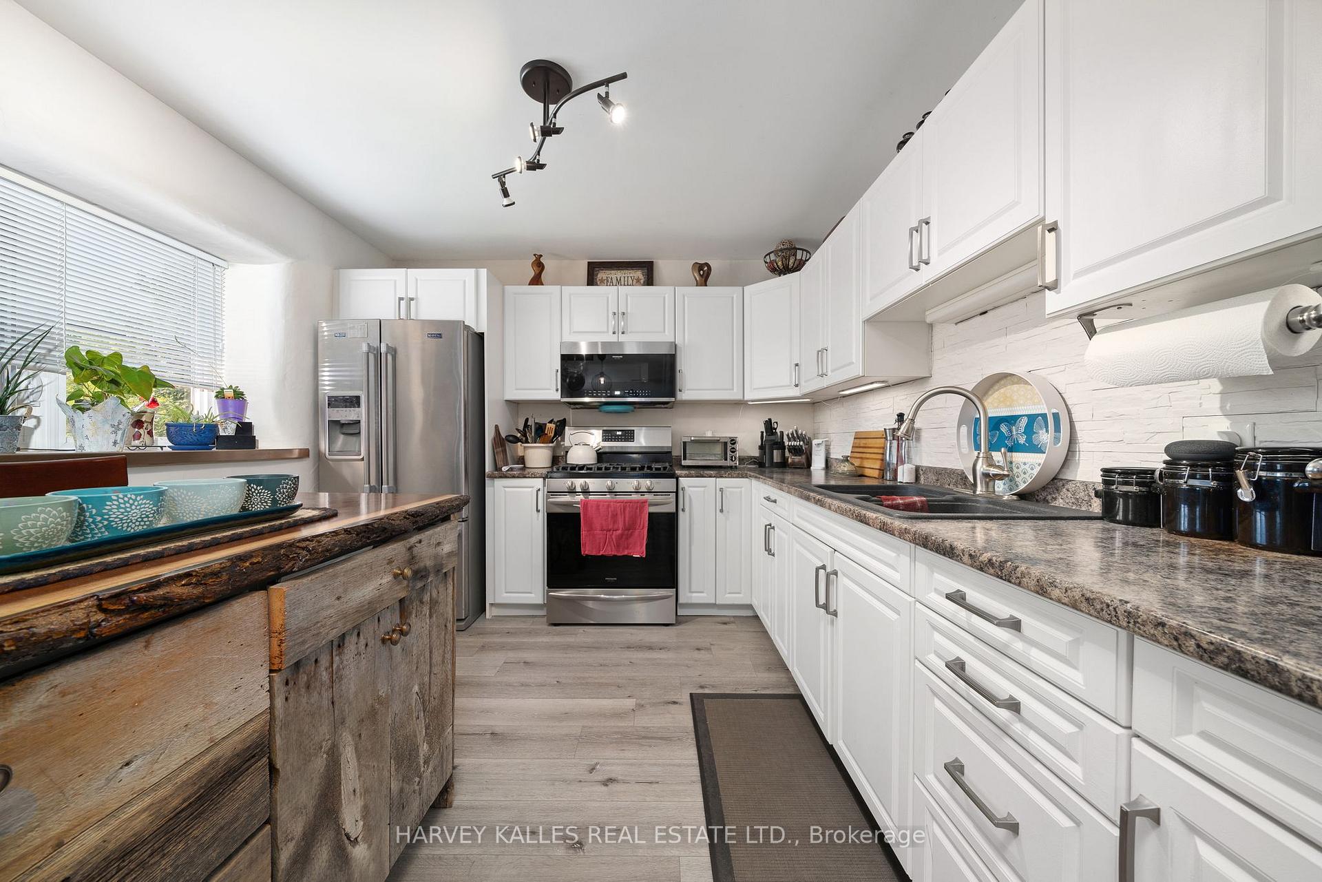 Photo 7 of 46 Barker Street, Prince Edward County, Picton Ward — HOMEH