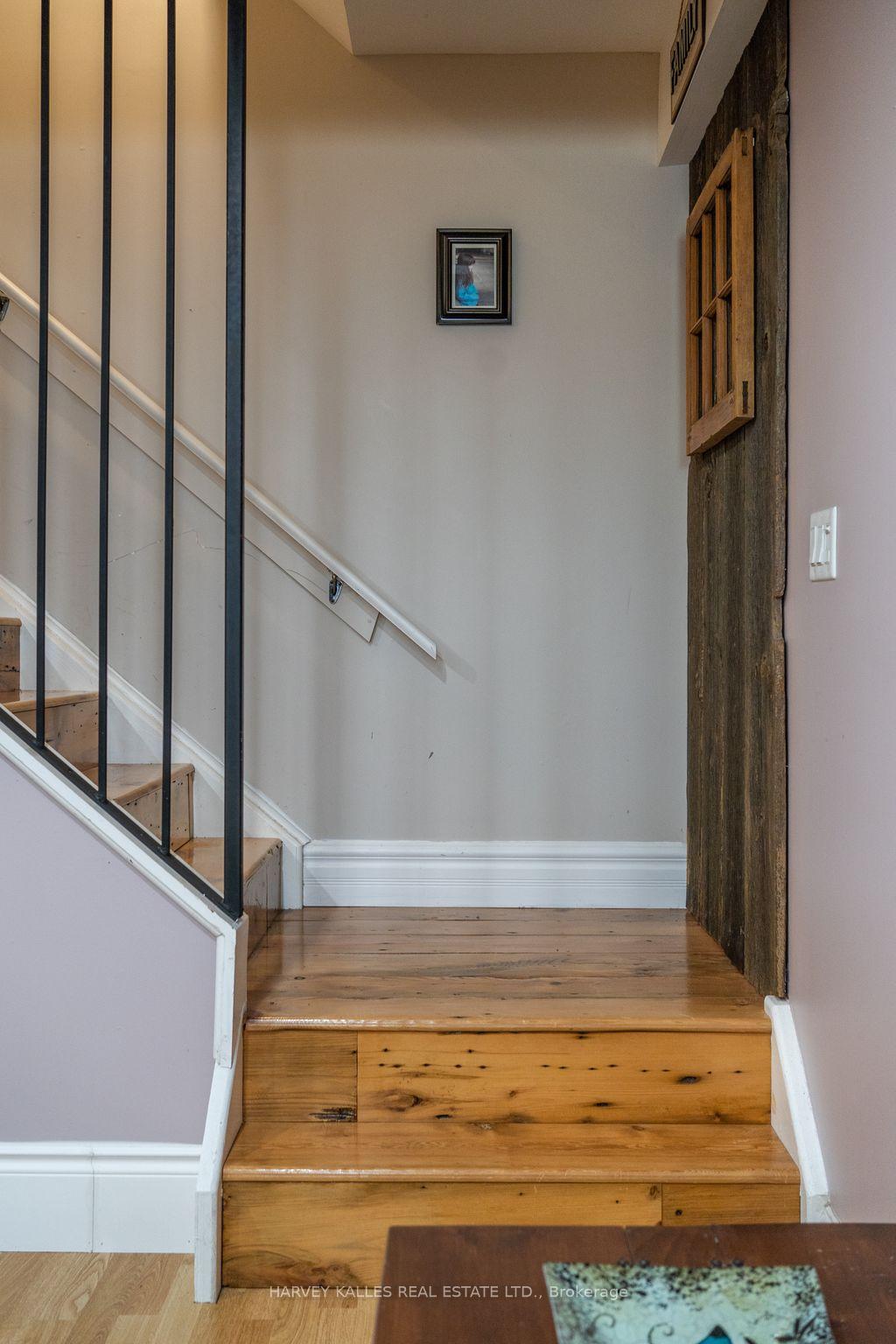 Photo 20 of 46 Barker Street, Prince Edward County, Picton Ward — HOMEH