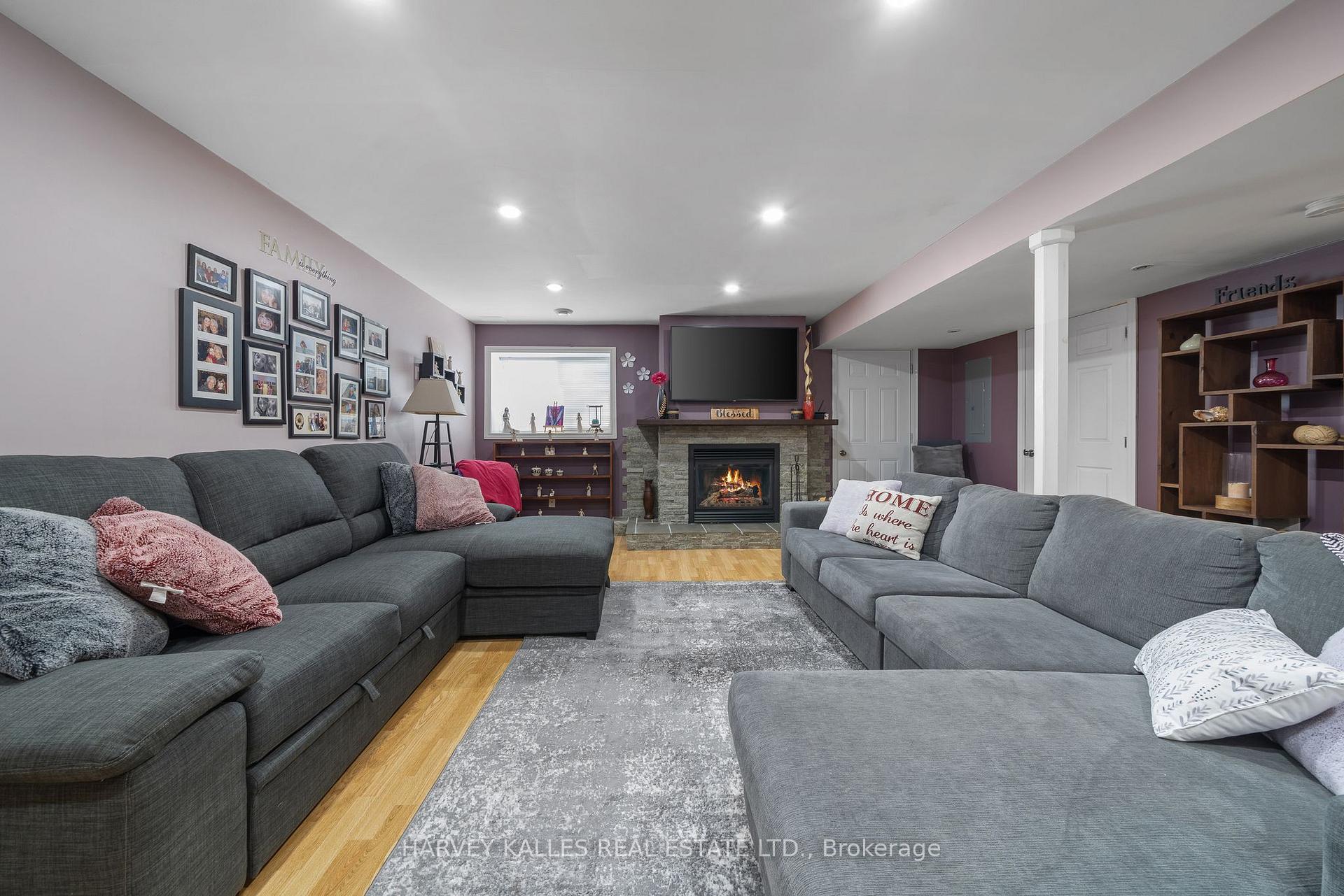Photo 23 of 46 Barker Street, Prince Edward County, Picton Ward — HOMEH