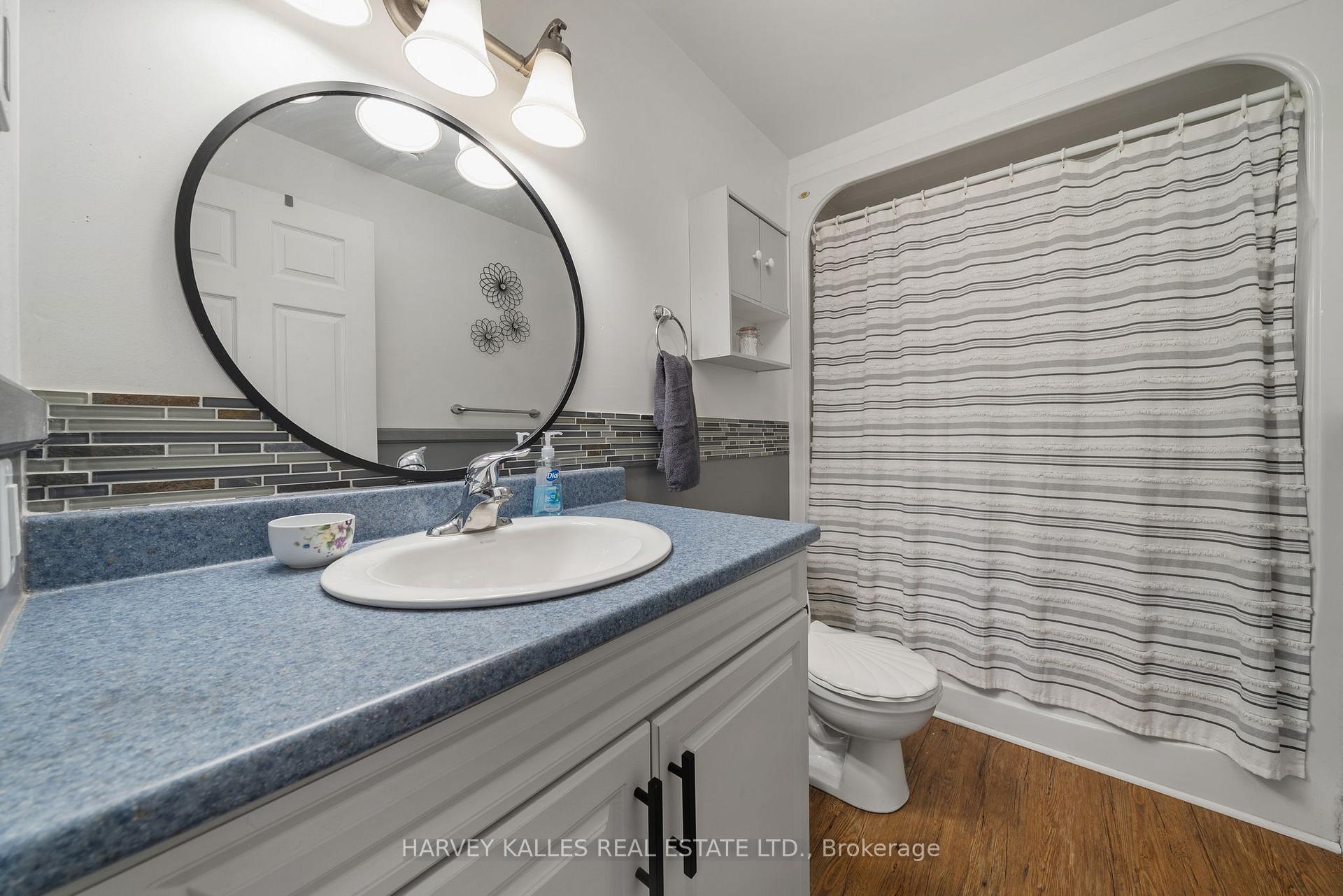 Photo 25 of 46 Barker Street, Prince Edward County, Picton Ward — HOMEH