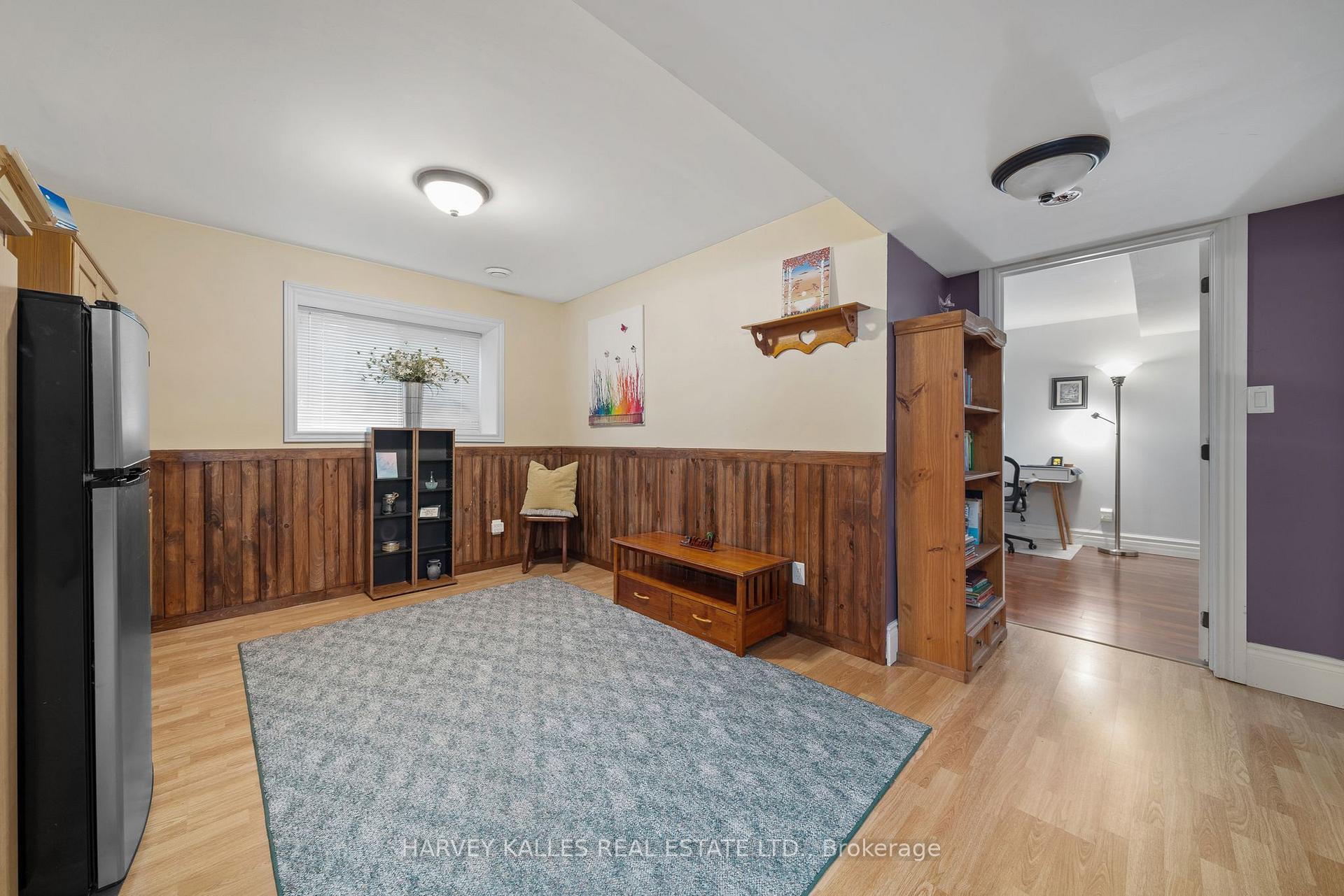 Photo 26 of 46 Barker Street, Prince Edward County, Picton Ward — HOMEH