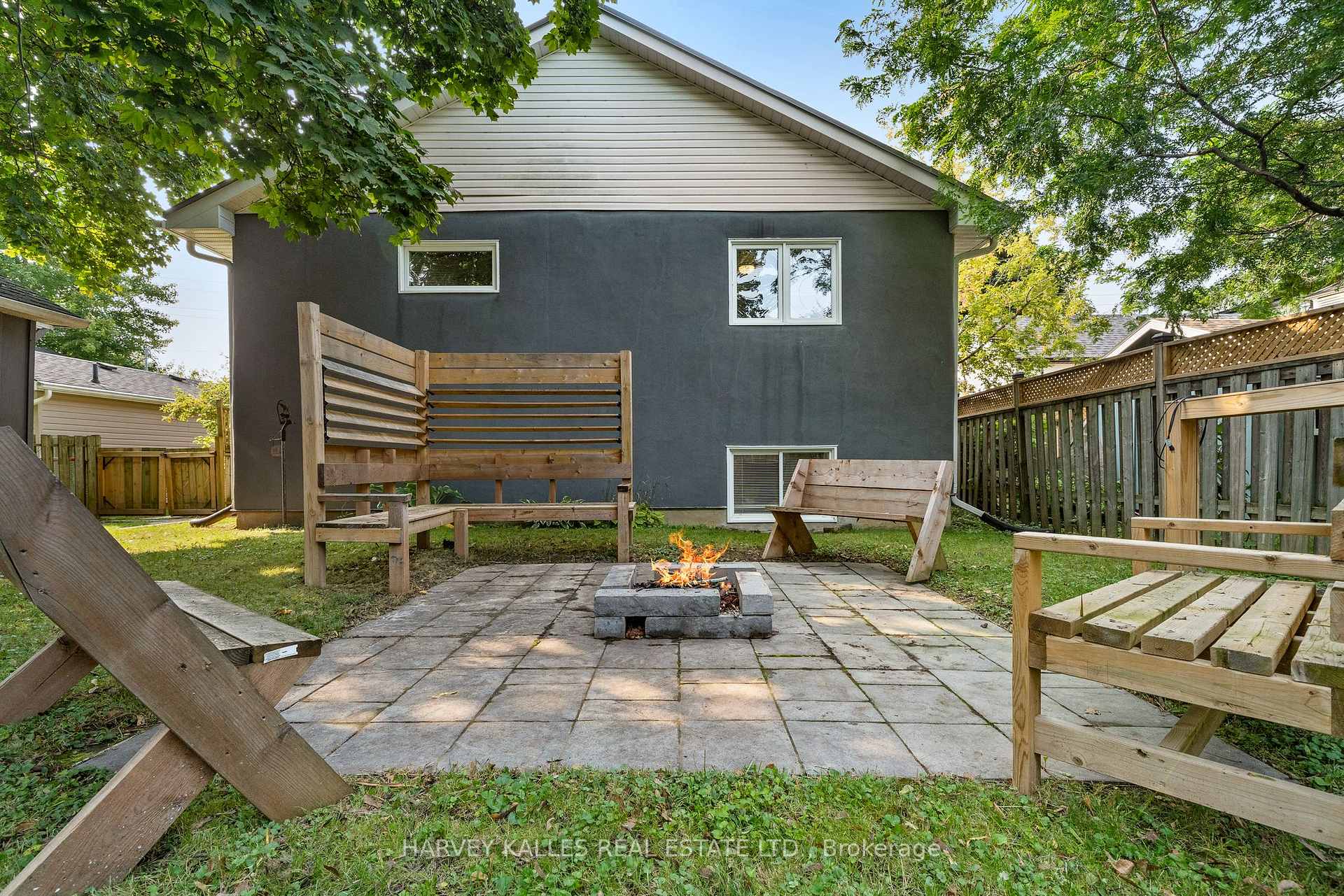 Photo 35 of 46 Barker Street, Prince Edward County, Picton Ward — HOMEH