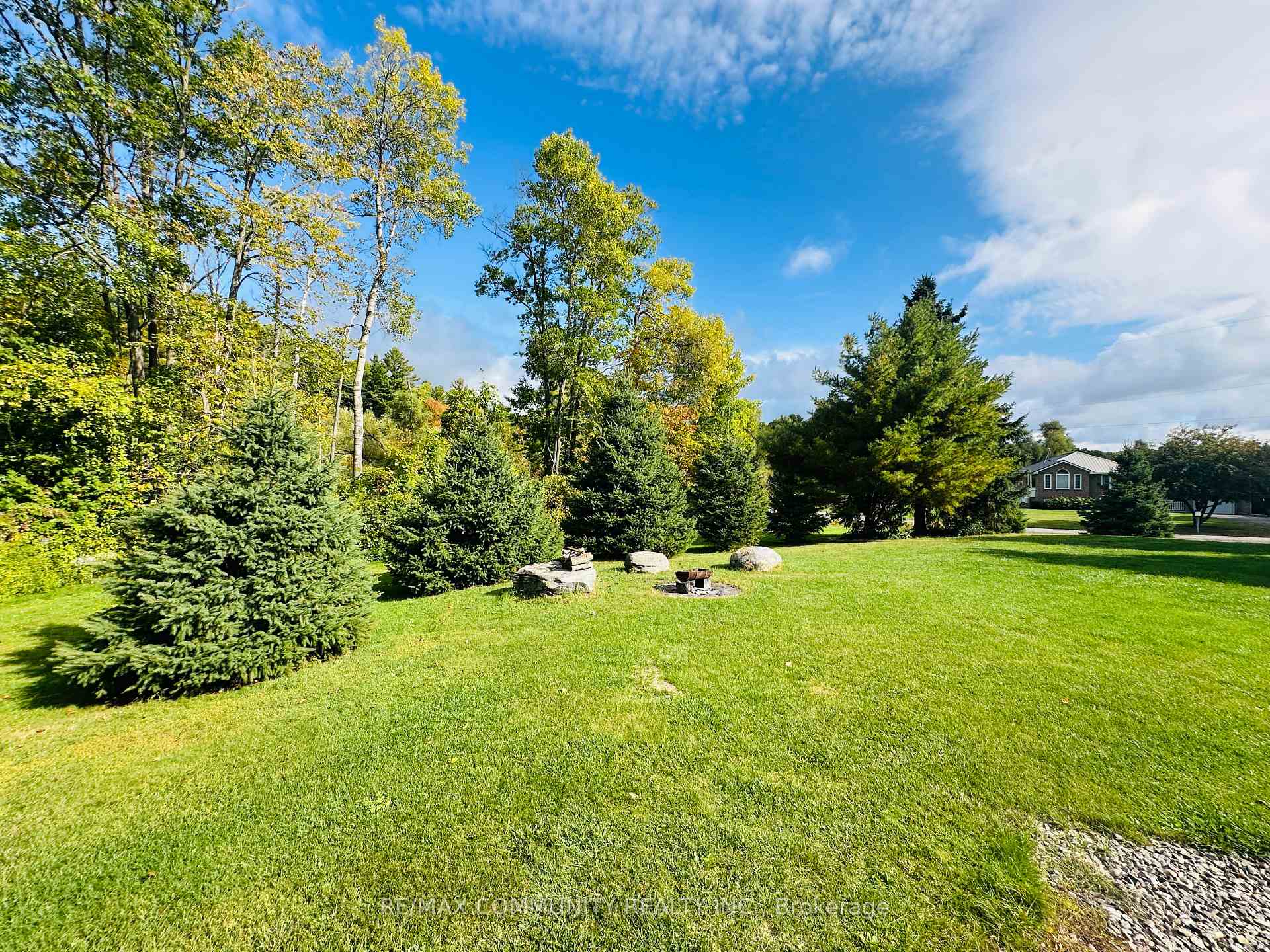 Photo 6 of 214 Helyer Road, Quinte West, Murray Ward — HOMEH