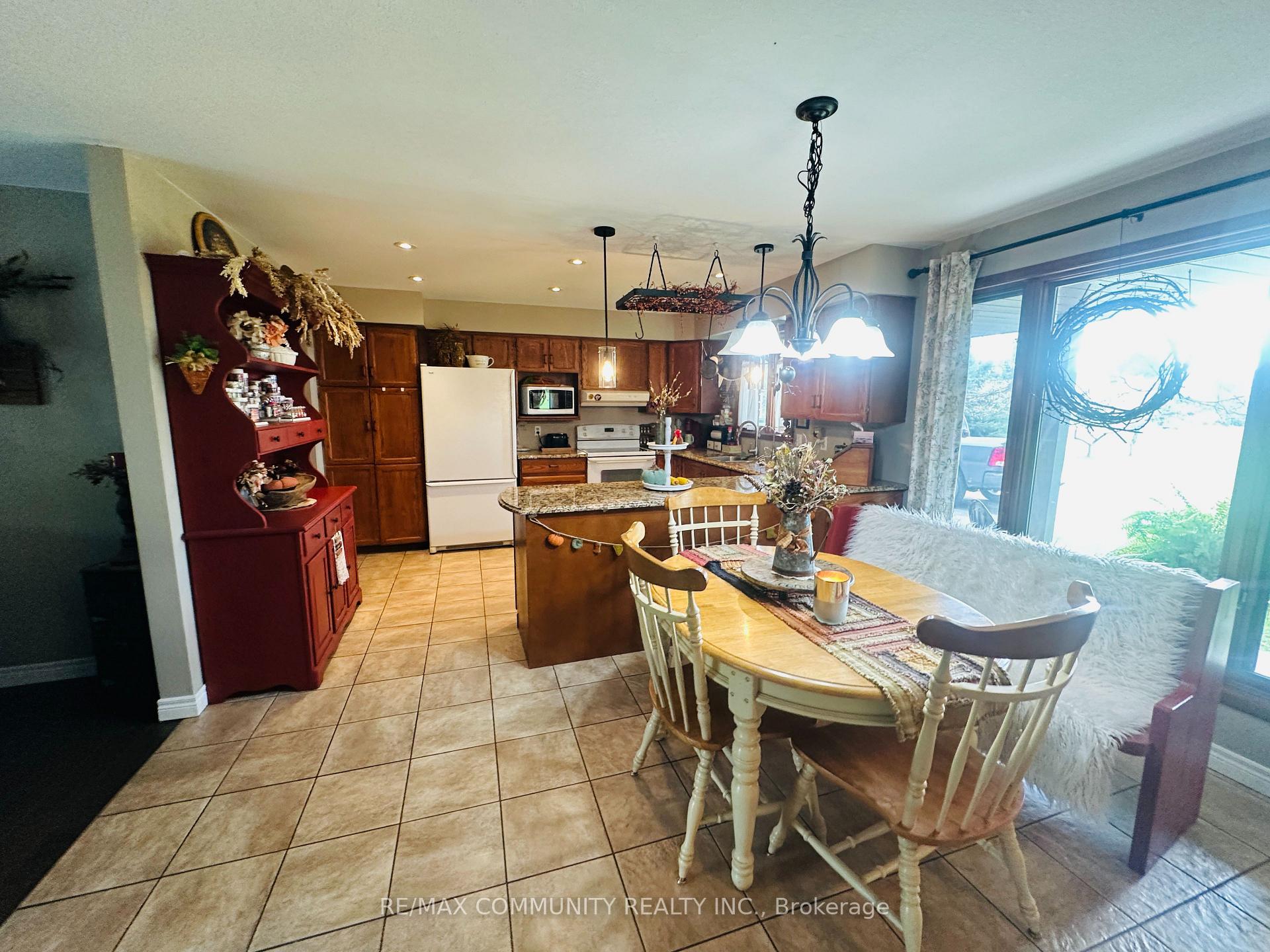 Photo 18 of 214 Helyer Road, Quinte West, Murray Ward — HOMEH