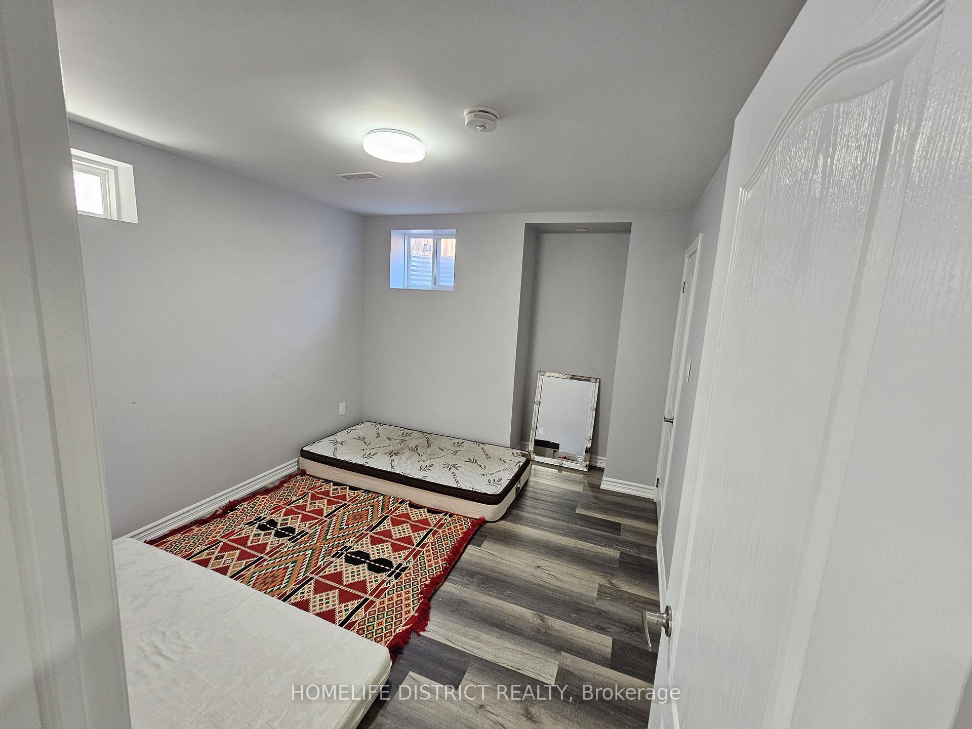 Photo 3 of 1154 Raspberry Terrace, Milton, Ford — HOMEH