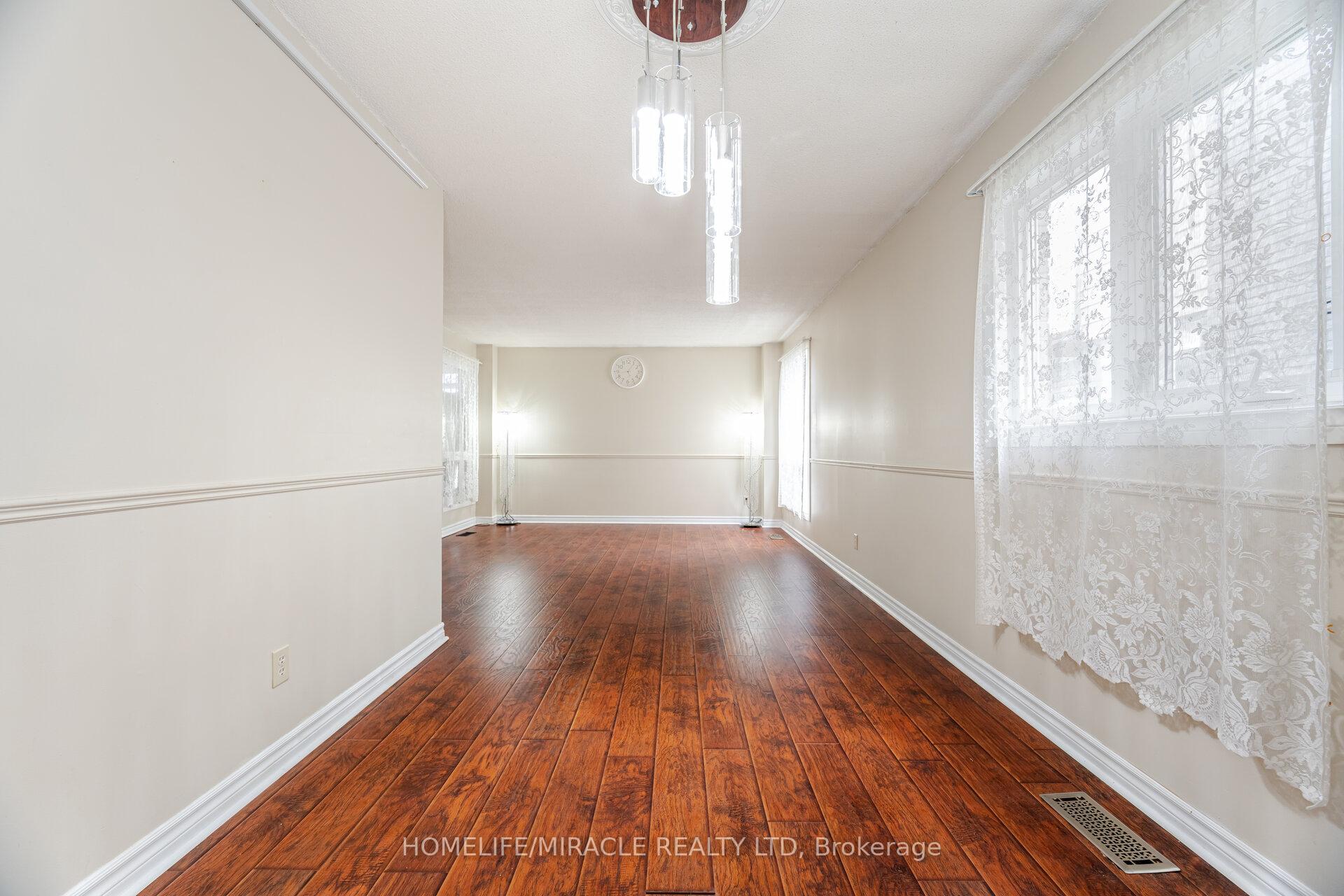 Photo 13 of 1217 Gloucester Square, Pickering, Liverpool — HOMEH