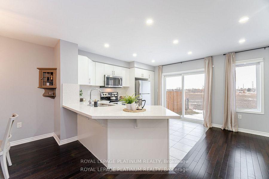 Photo 10 of 624 Laking Terrace, Milton, Clarke — HOMEH