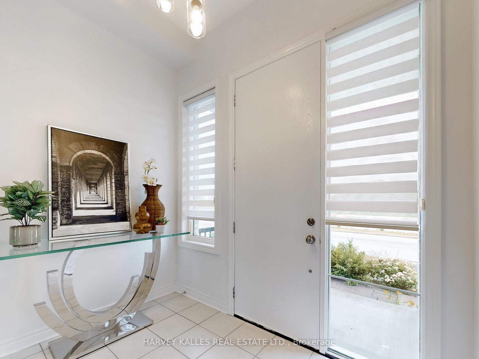 Photo 3 of 1146 Cactus Crescent, Pickering, Rural Pickering — HOMEH