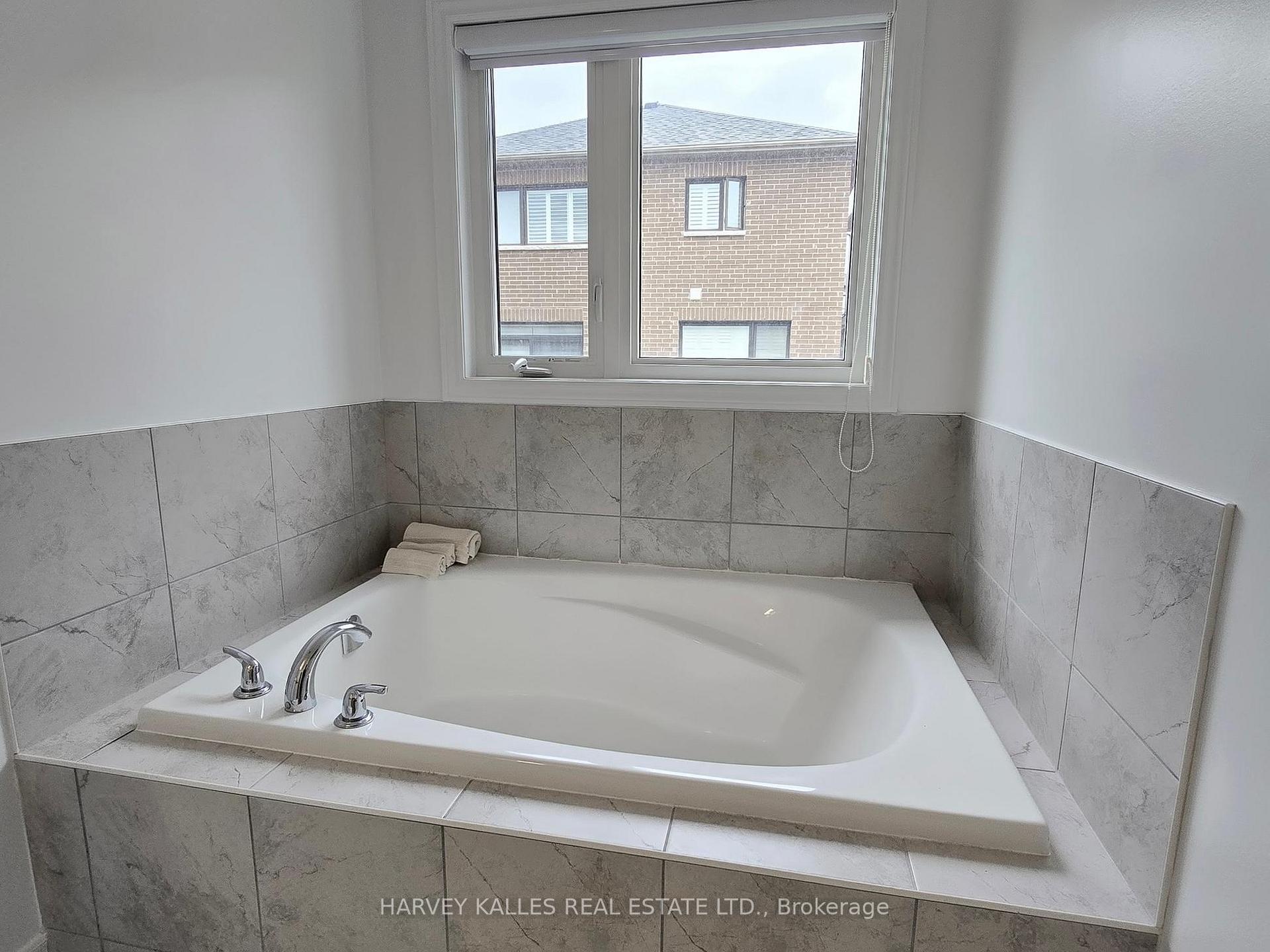 Photo 34 of 1146 Cactus Crescent, Pickering, Rural Pickering — HOMEH