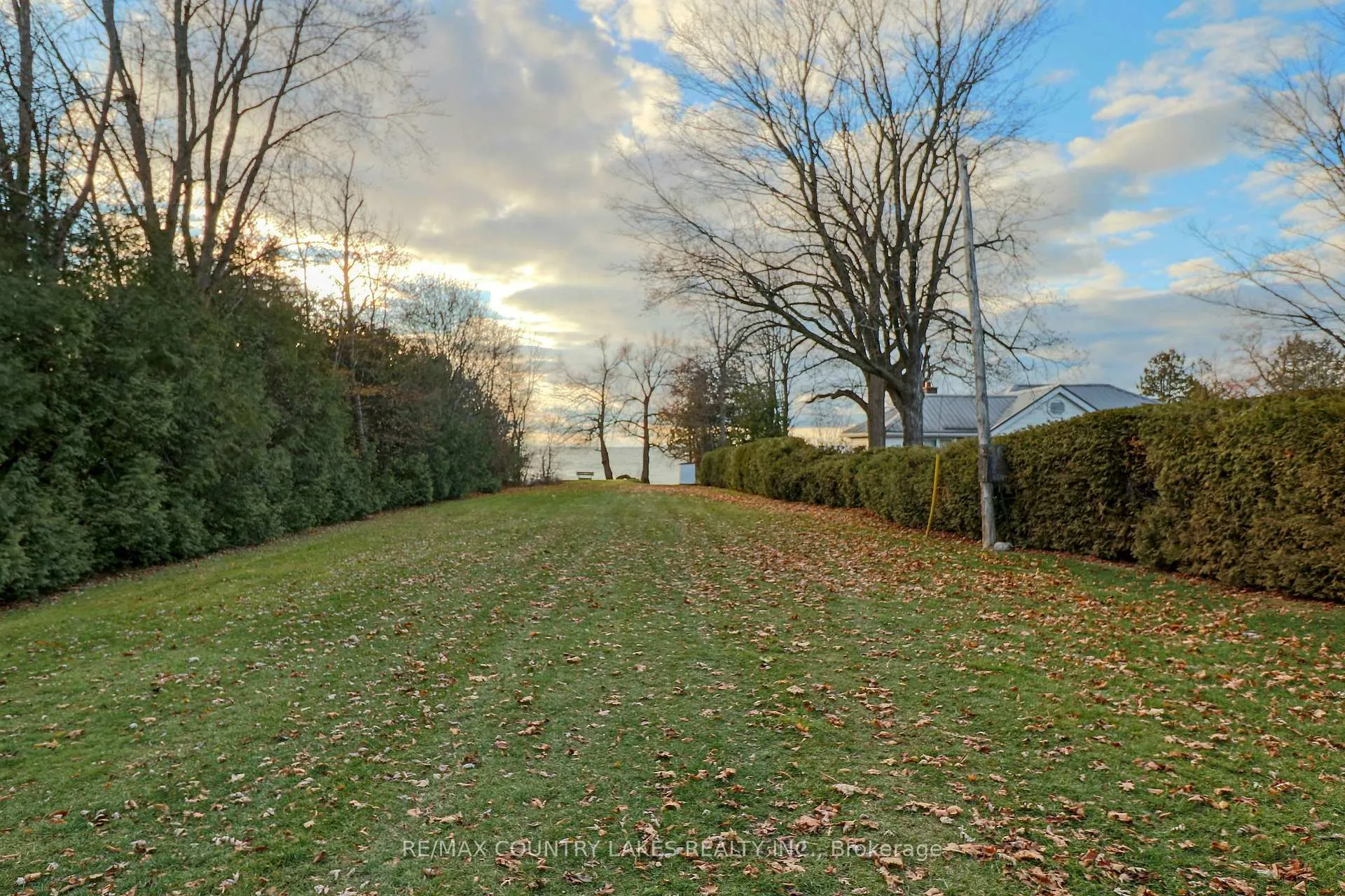 Photo 23 of 2899 Georgina Drive, Ramara, Brechin — HOMEH