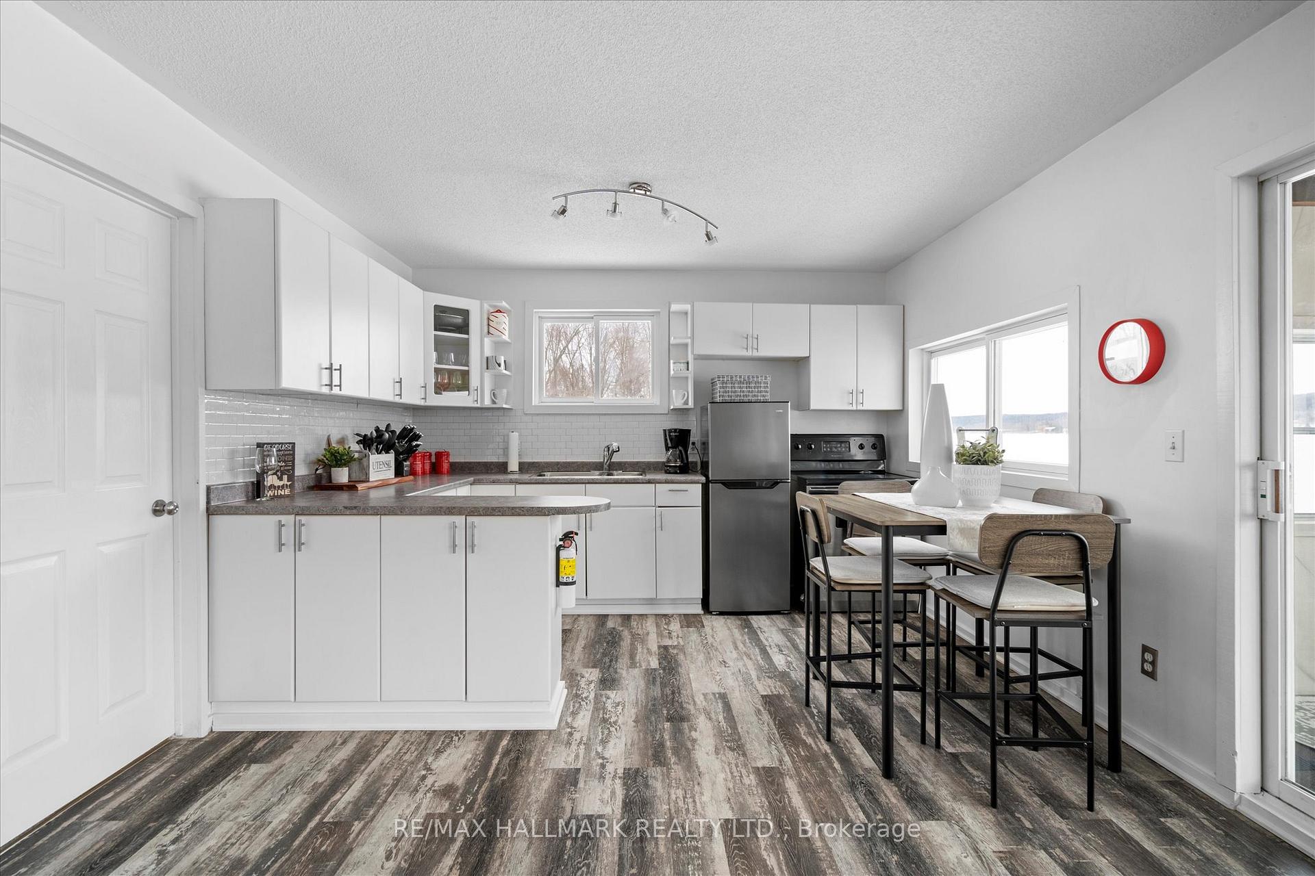 Photo 31 of 165 Trentside Lane, Quinte West, Frankford Ward — HOMEH