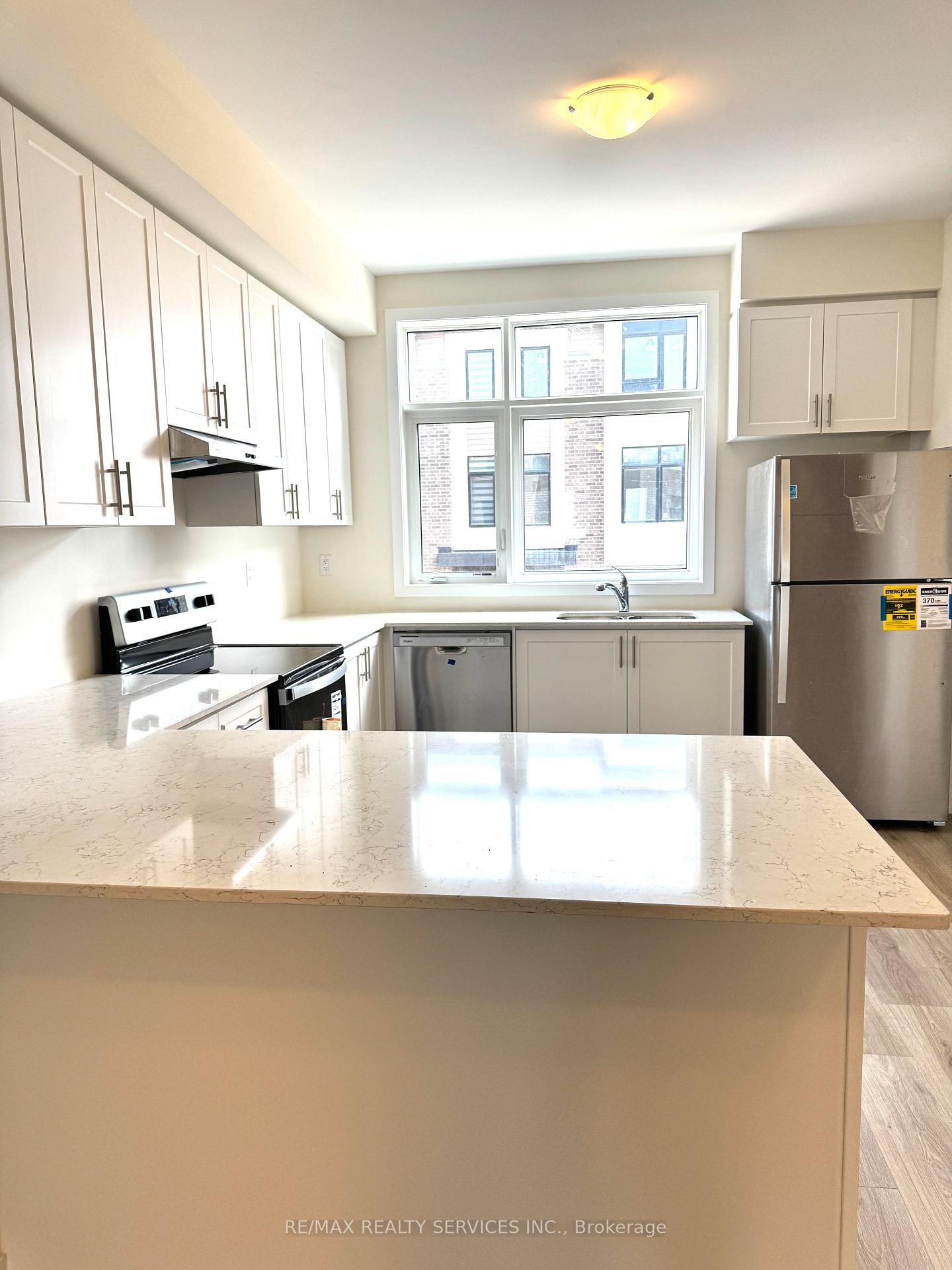 Photo 8 of Unit 1207, 1695 Dersan Street, Pickering, Duffin Heights — HOMEH