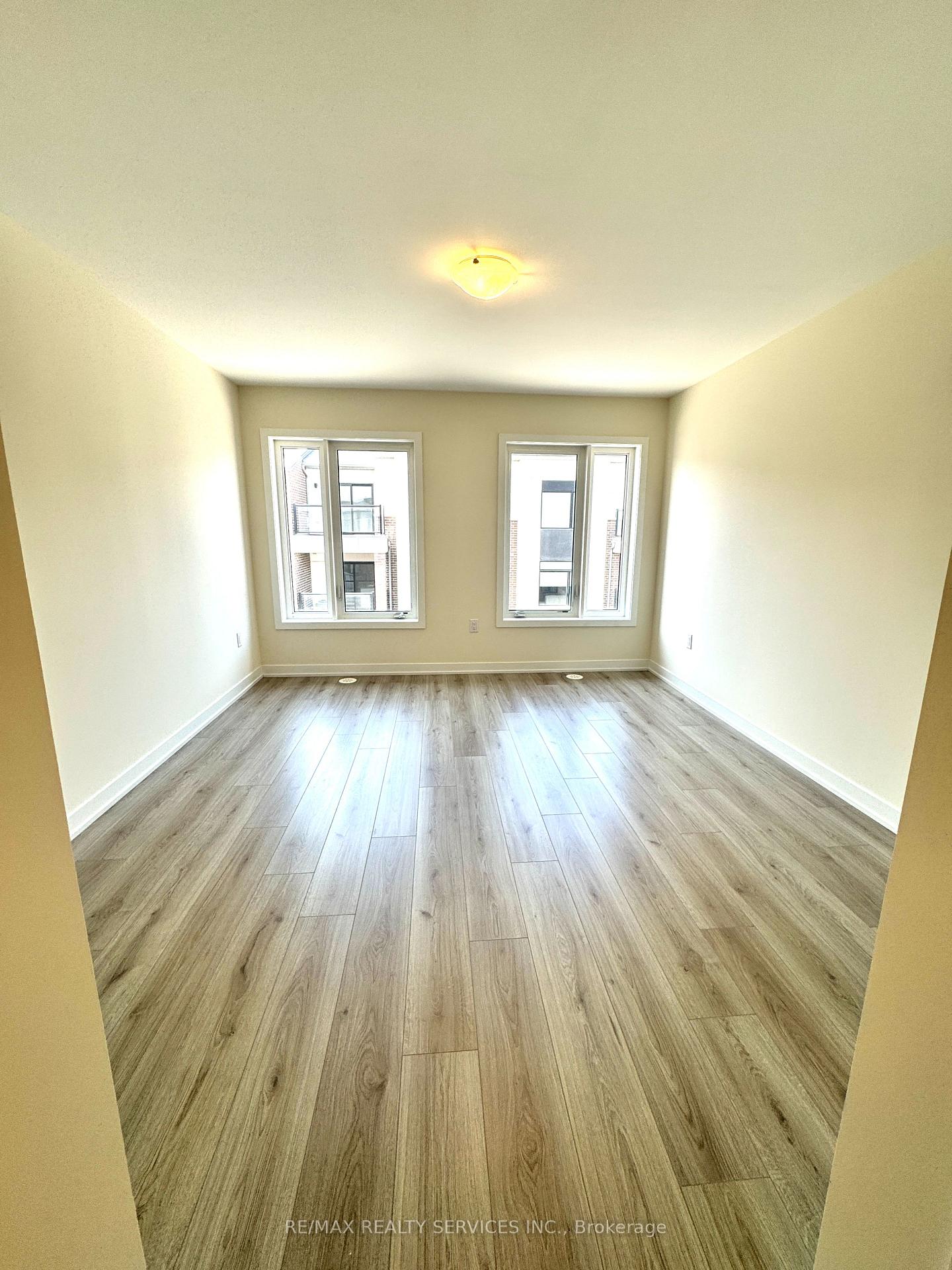 Photo 16 of Unit 1207, 1695 Dersan Street, Pickering, Duffin Heights — HOMEH