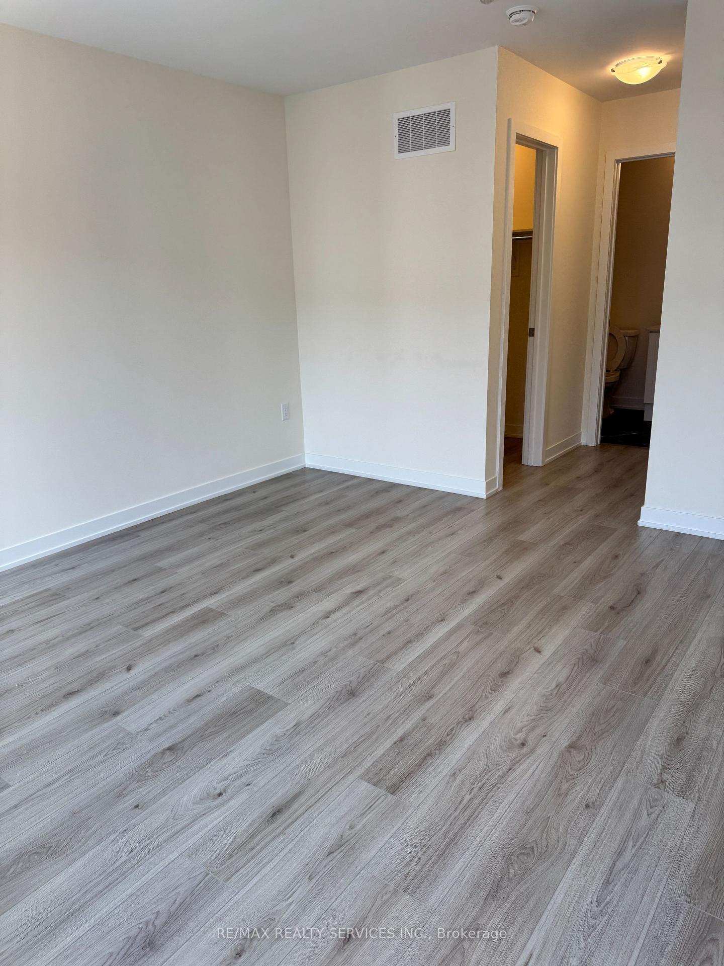 Photo 17 of Unit 1207, 1695 Dersan Street, Pickering, Duffin Heights — HOMEH