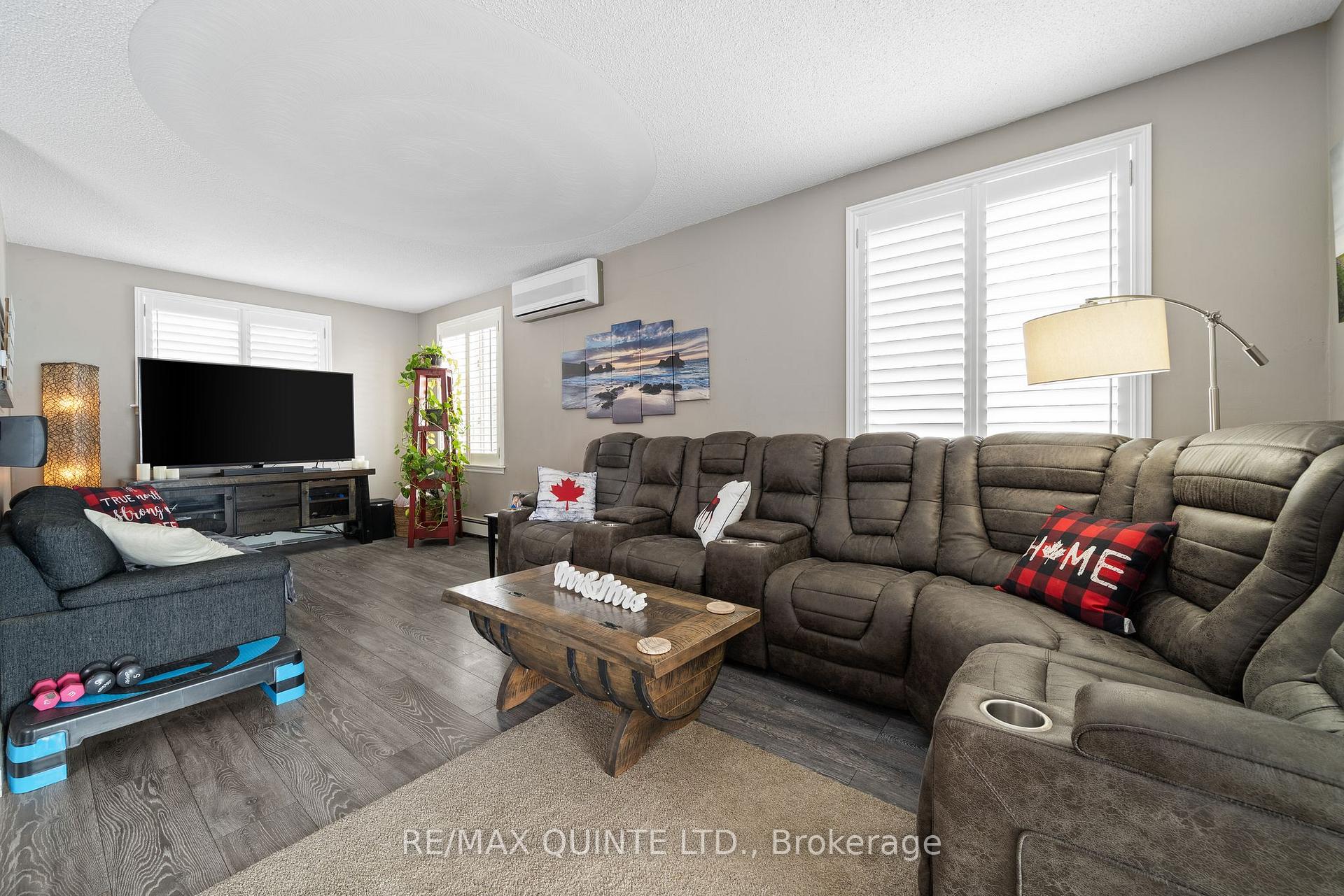 Photo 11 of 63 Quinte View Drive, Quinte West, Sidney Ward — HOMEH