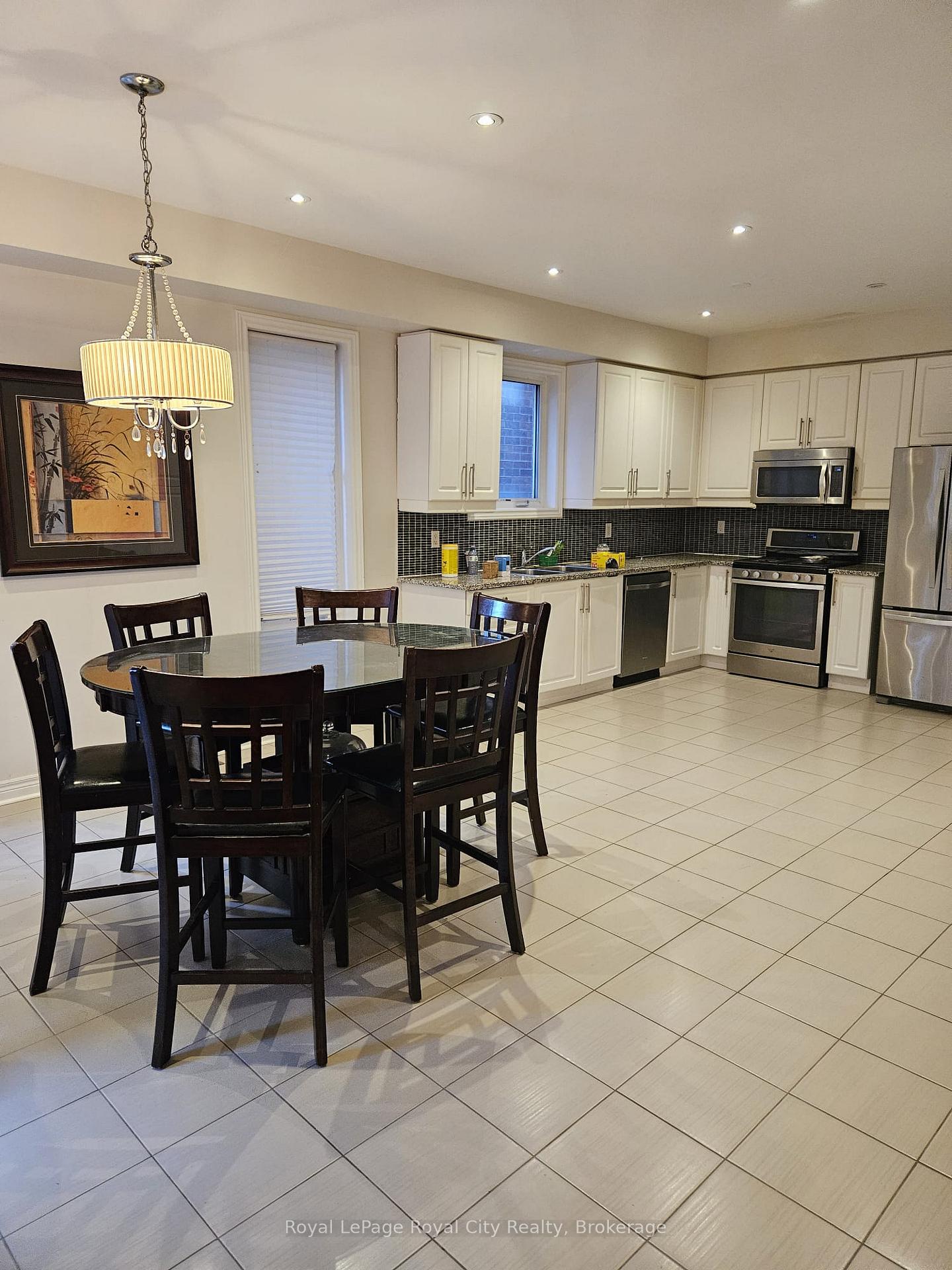 Photo 1 of Upper 384 Cedric Terrace, Milton, Harrison — HOMEH