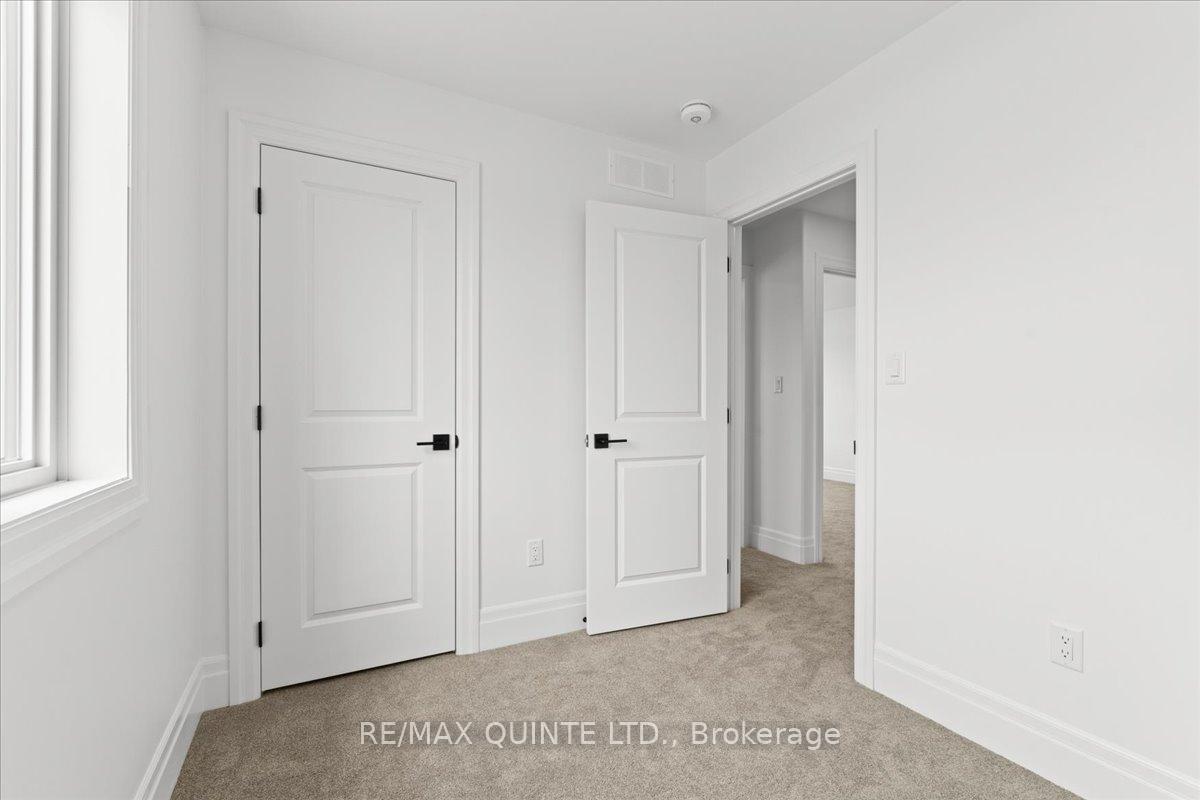 Photo 20 of 24 Evans Street, Prince Edward County, Picton — HOMEH