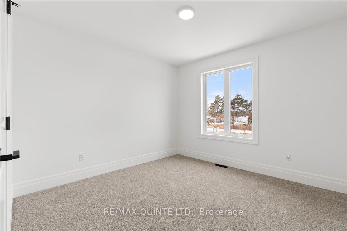 Photo 21 of 24 Evans Street, Prince Edward County, Picton — HOMEH