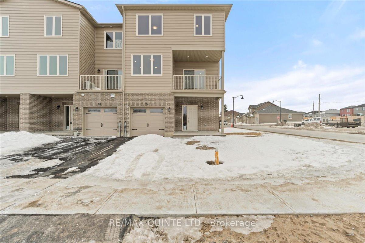 Photo 28 of 24 Evans Street, Prince Edward County, Picton — HOMEH