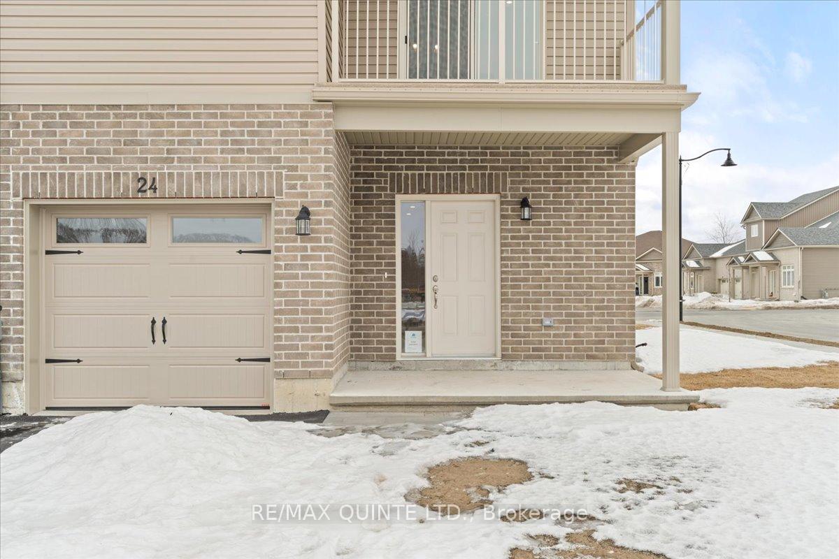Photo 29 of 24 Evans Street, Prince Edward County, Picton — HOMEH