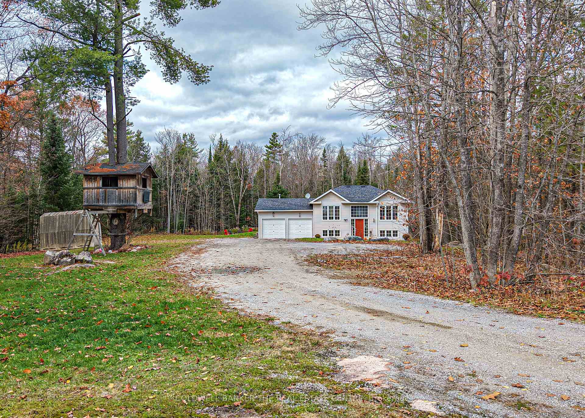 Photo 4 of 1670 Fairgrounds Road, Ramara, Rural Ramara — HOMEH