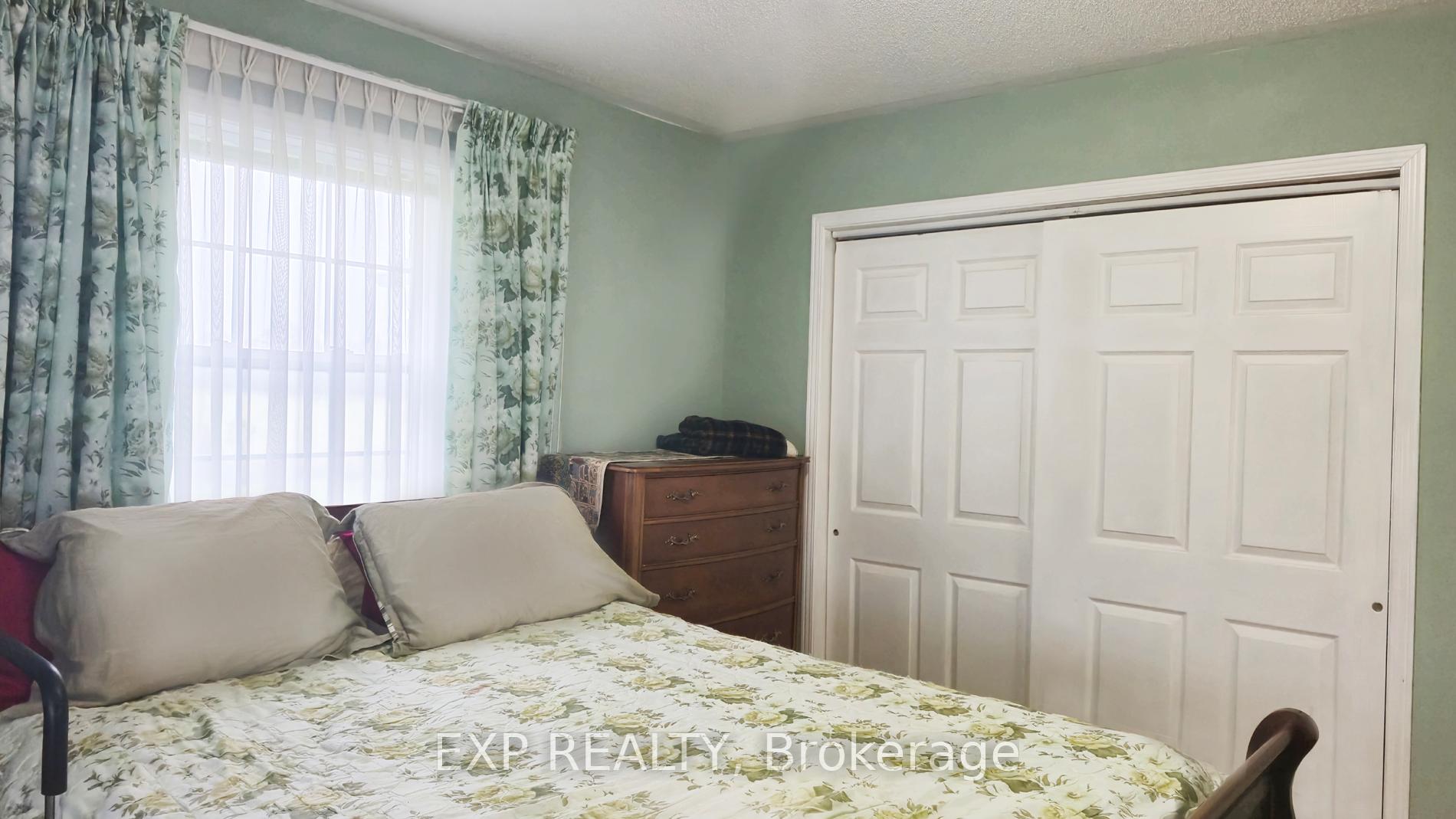 Photo 13 of 700 Barcovan Beach Road, Quinte West, Murray Ward — HOMEH