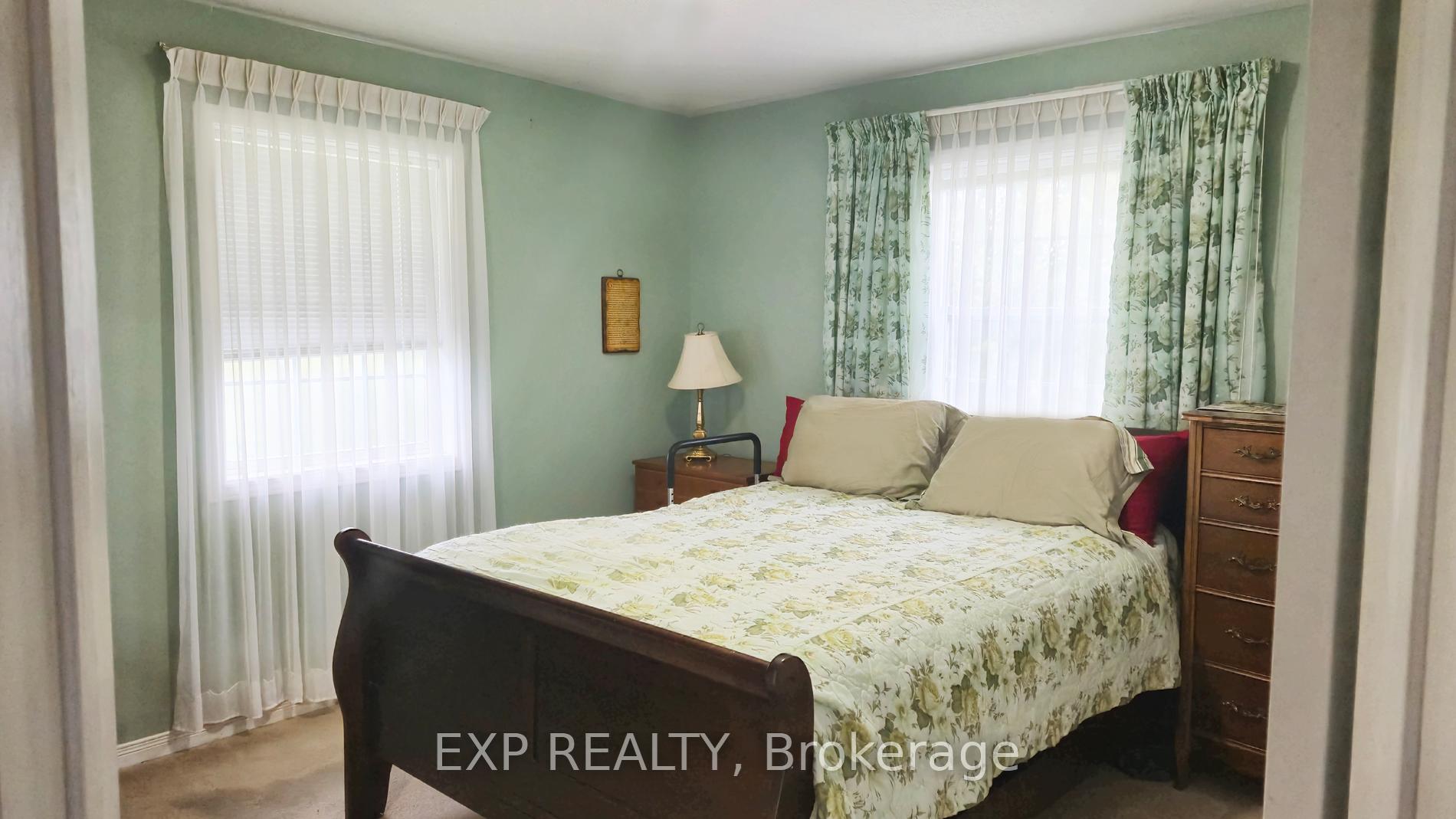 Photo 19 of 700 Barcovan Beach Road, Quinte West, Murray Ward — HOMEH