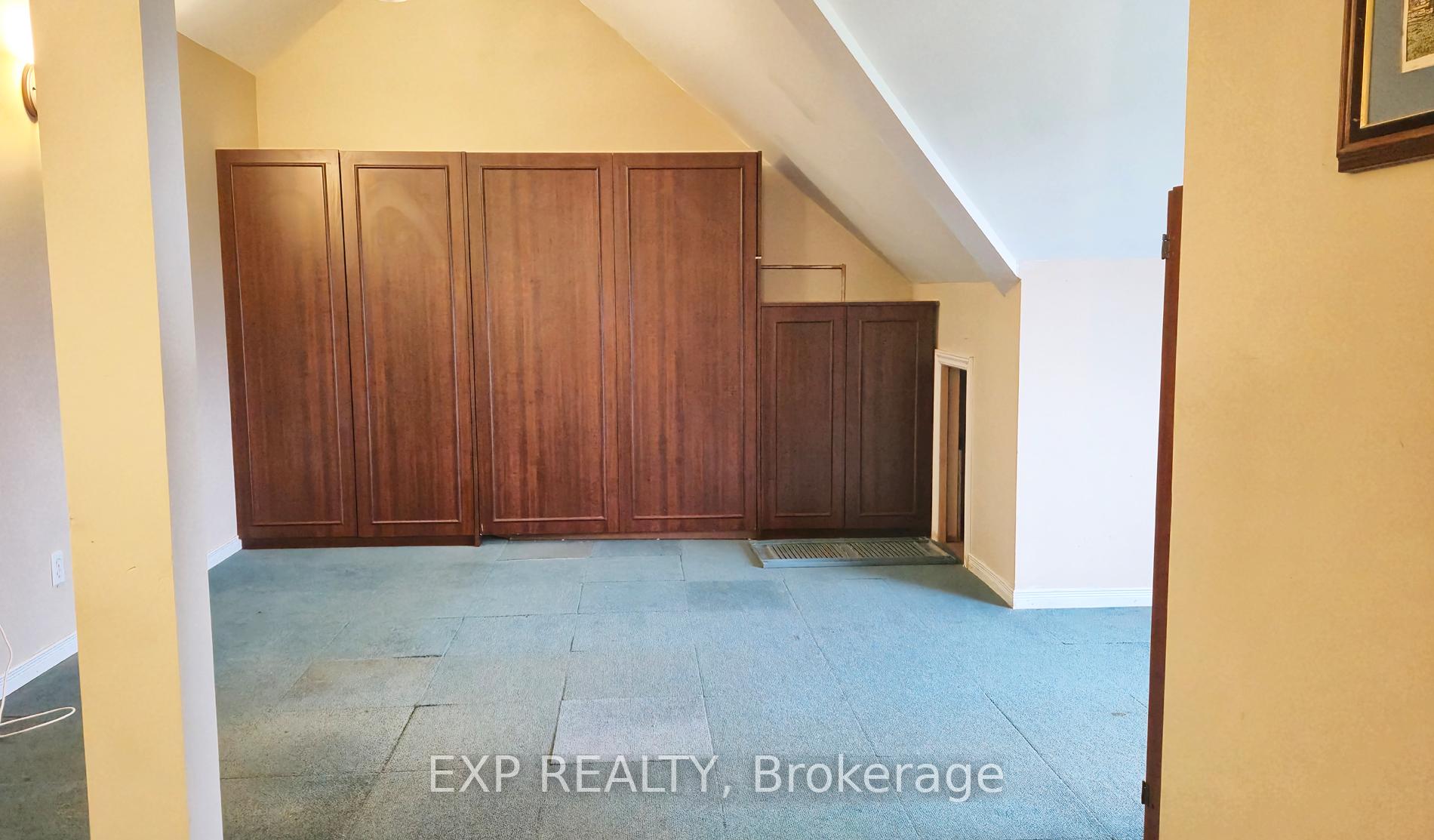 Photo 43 of 700 Barcovan Beach Road, Quinte West, Murray Ward — HOMEH