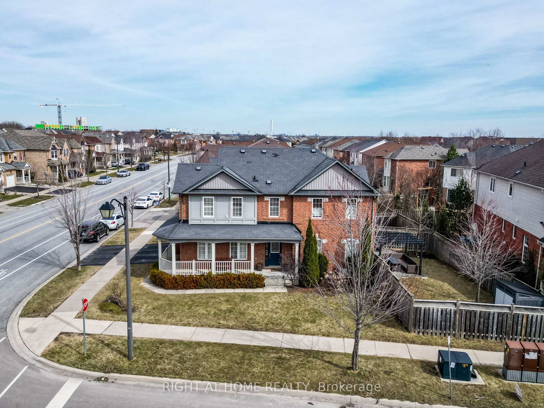 Photo 5 of 892 Philbrook Drive, Milton, Coates — HOMEH