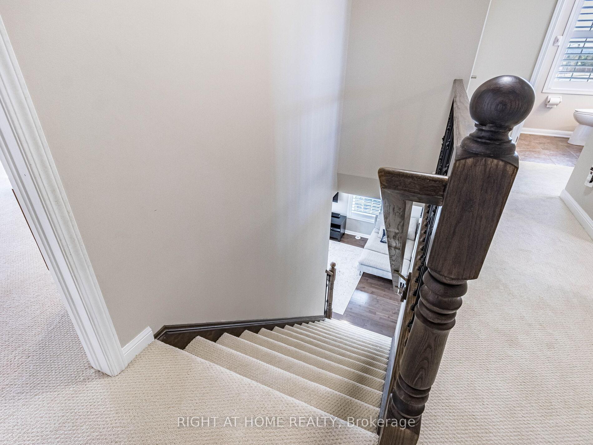 Photo 23 of 892 Philbrook Drive, Milton, Coates — HOMEH