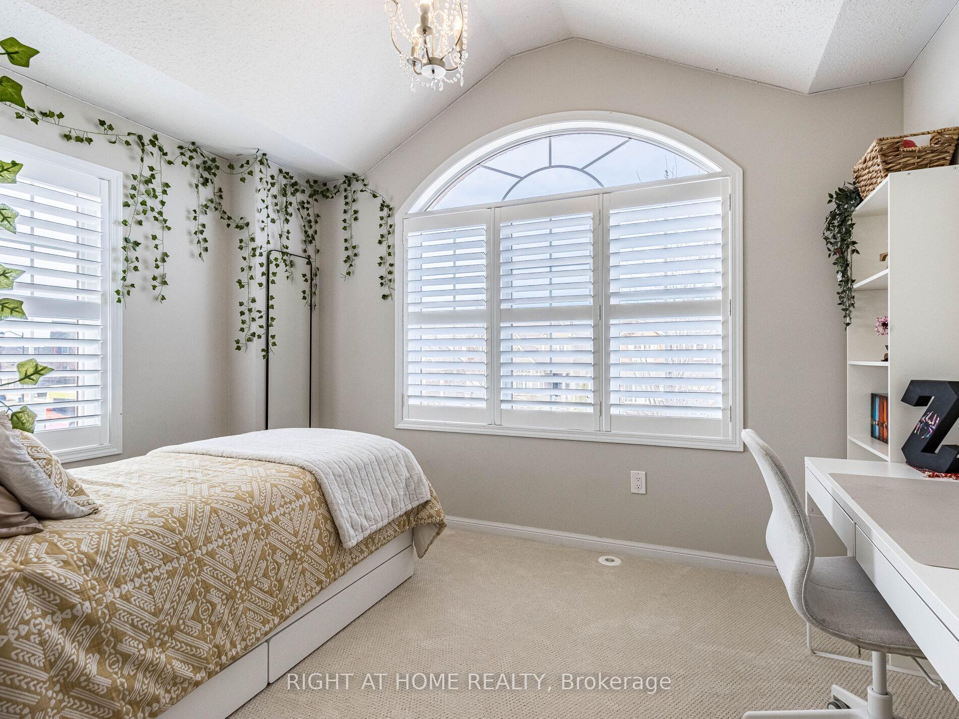 Photo 36 of 892 Philbrook Drive, Milton, Coates — HOMEH