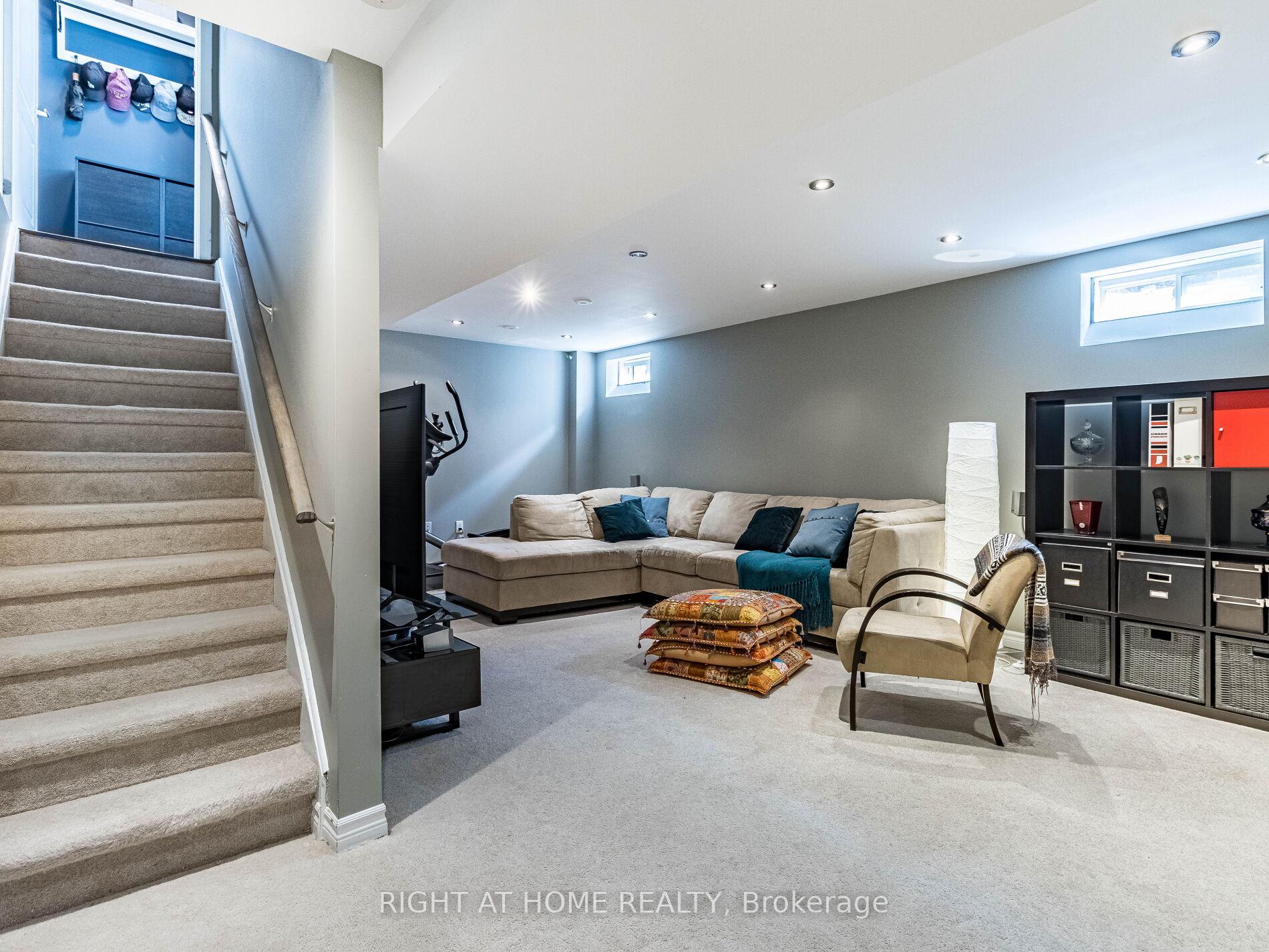 Photo 39 of 892 Philbrook Drive, Milton, Coates — HOMEH