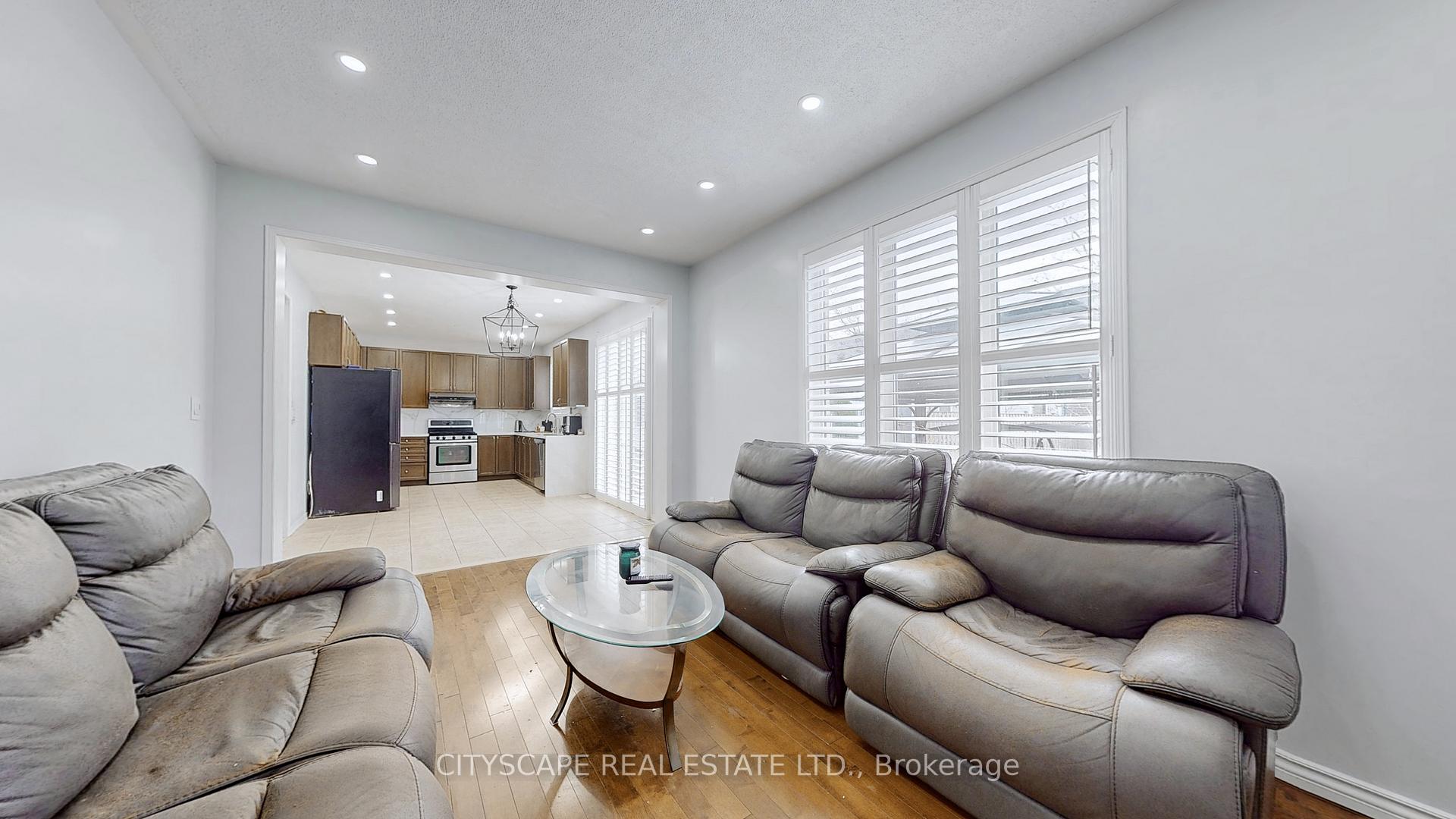 Photo 9 of 2026 Bridle Road, Oshawa, Windfields — HOMEH