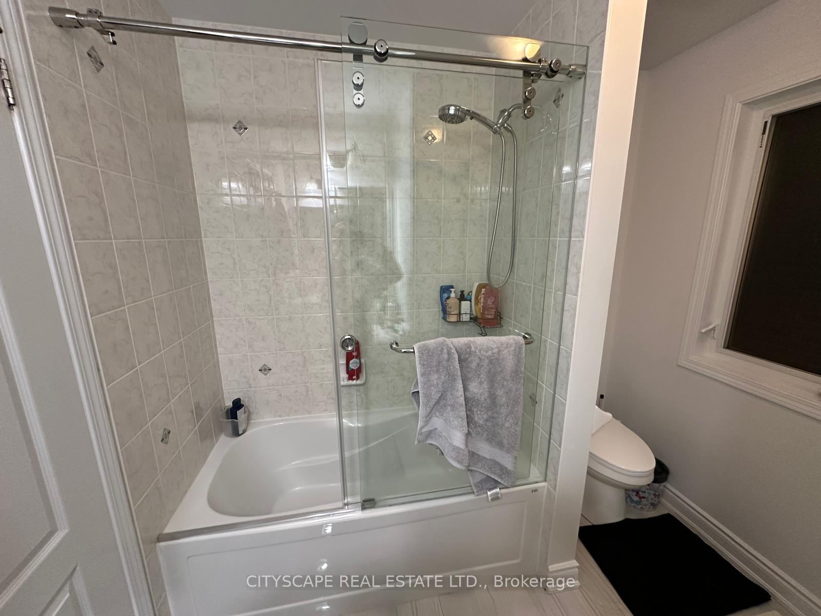 Photo 31 of 1013 Farmstead Drive, Milton, Willmott — HOMEH