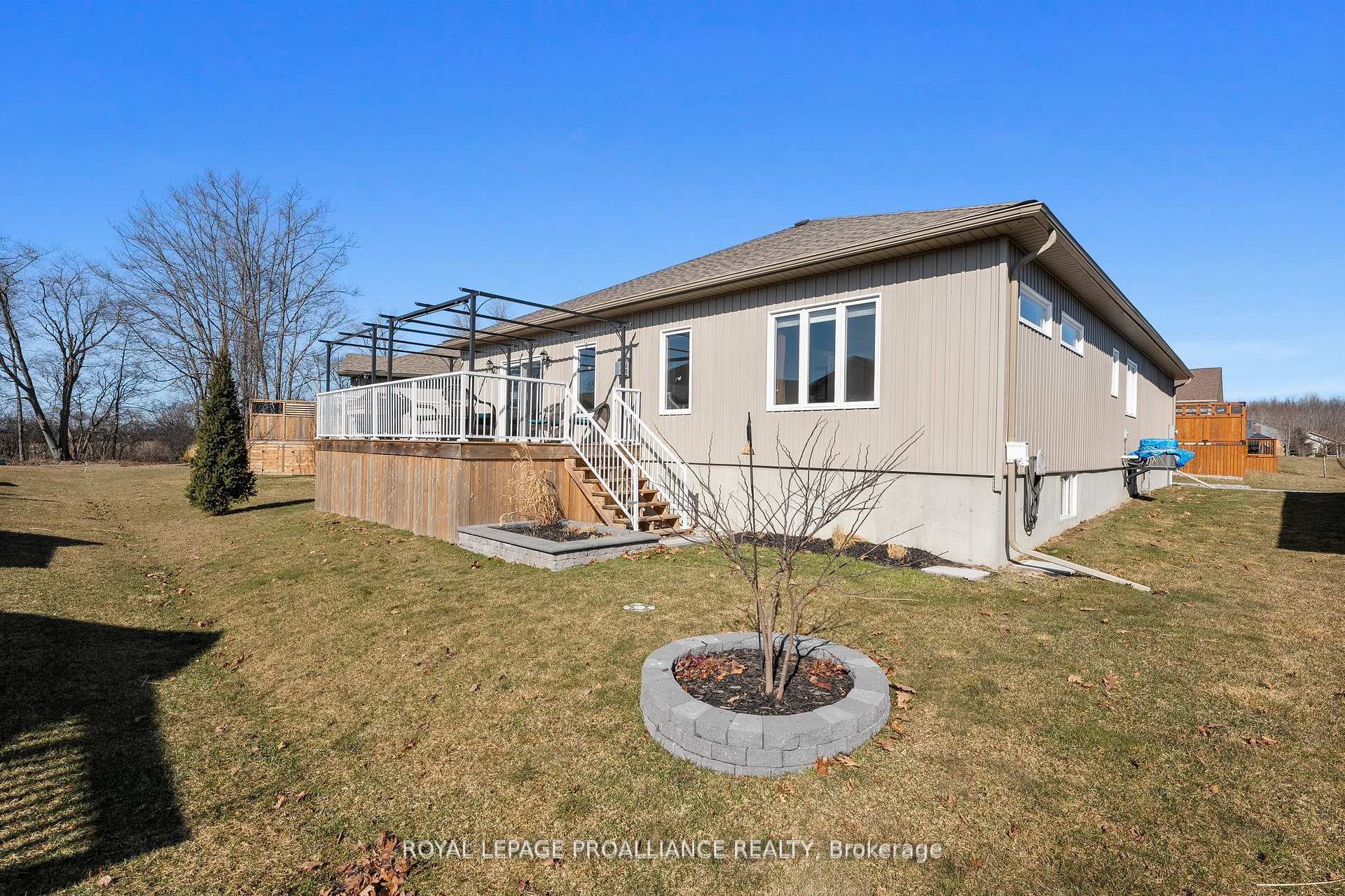 Photo 31 of 5 Conger Drive, Prince Edward County, Wellington Ward — HOMEH