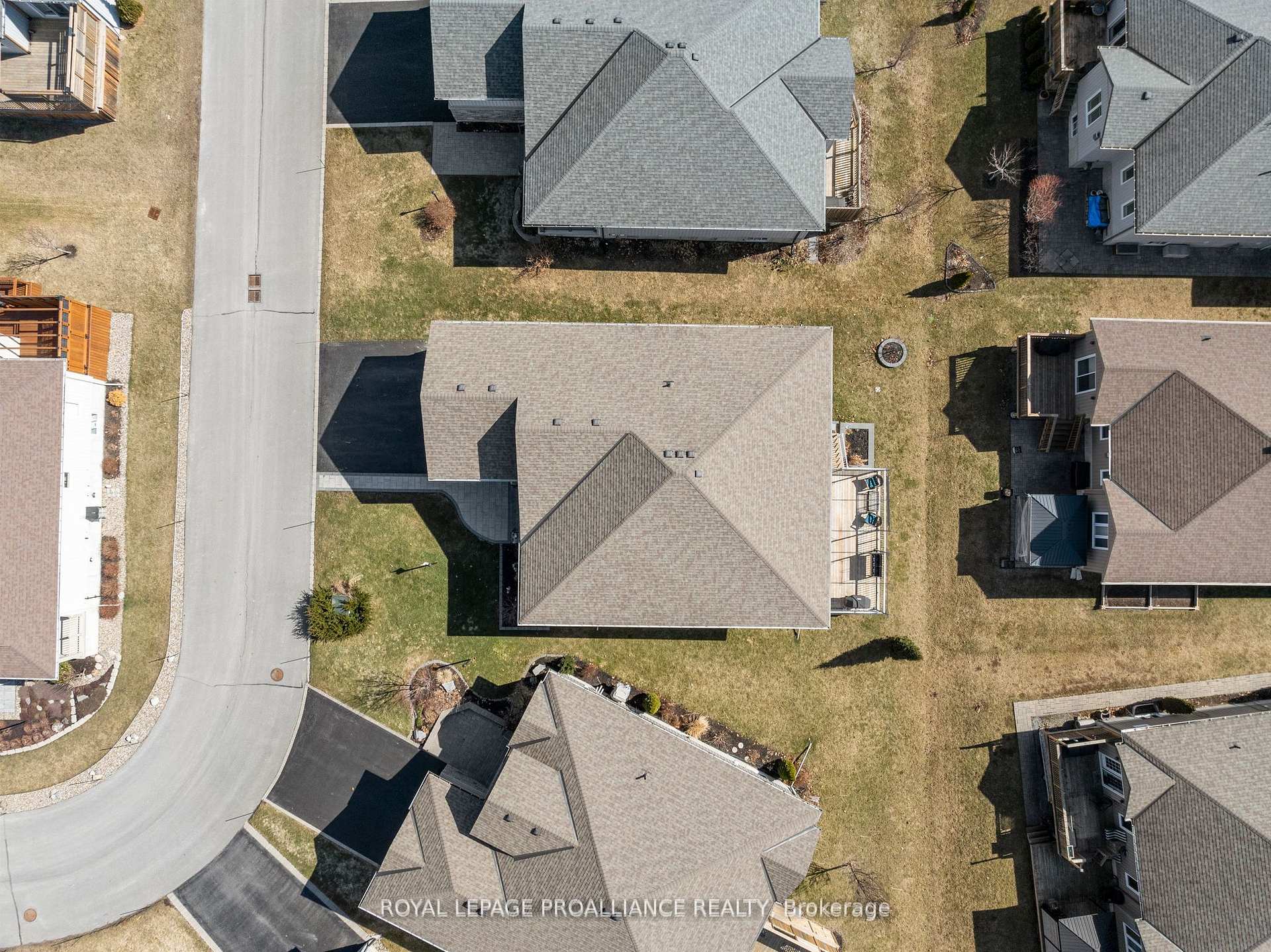 Photo 41 of 5 Conger Drive, Prince Edward County, Wellington Ward — HOMEH