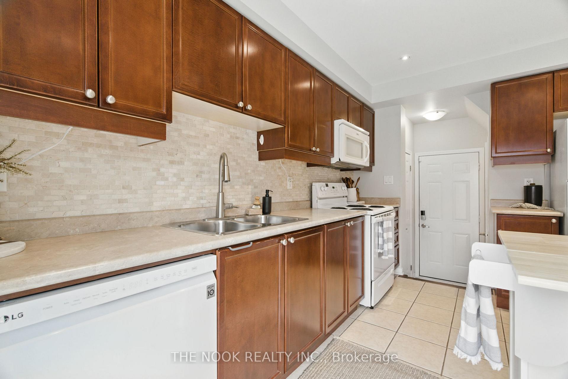 Photo 12 of 214 Prosser Circle, Milton, Harrison — HOMEH