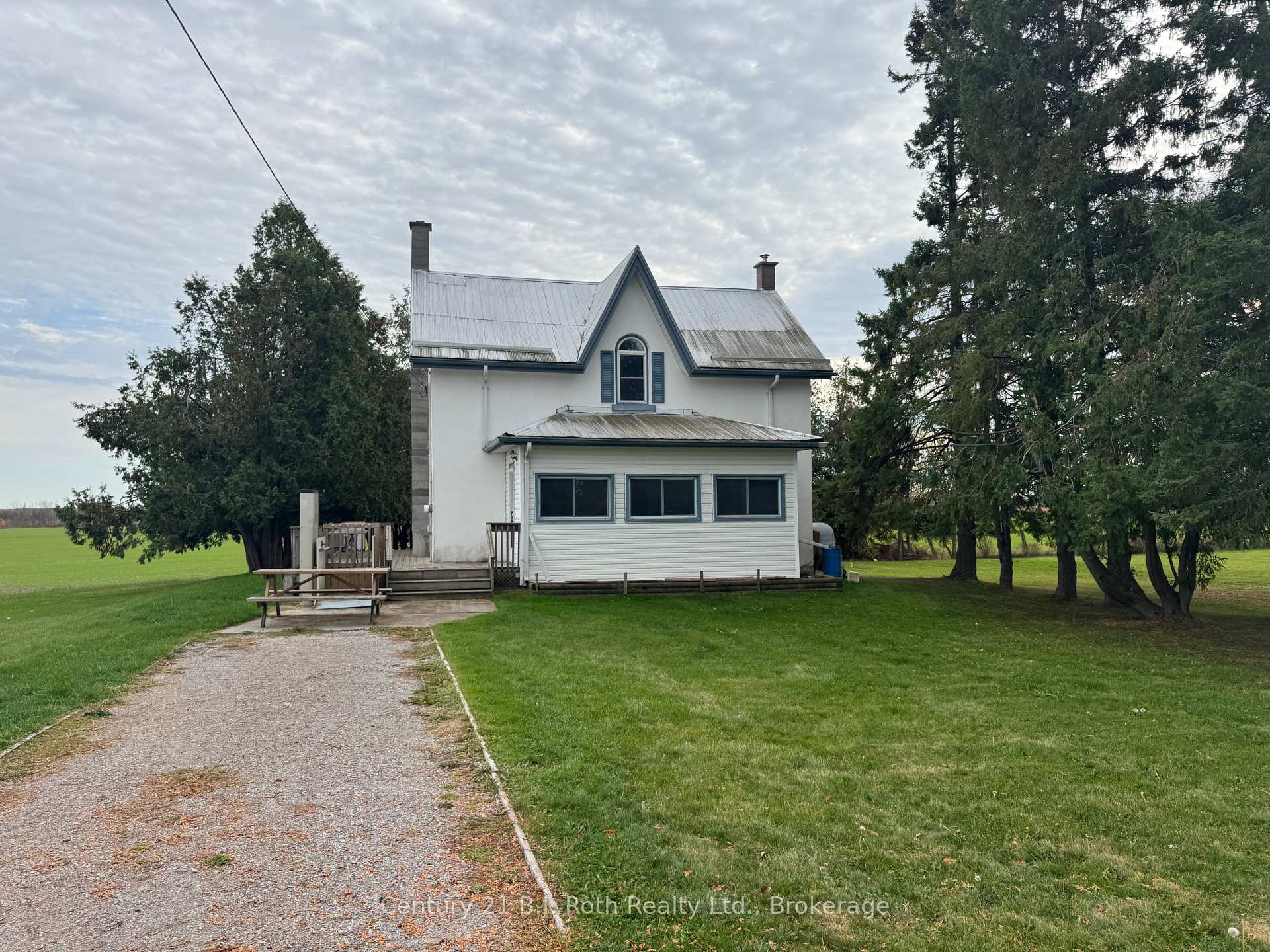 Photo 2 of 1767 10 Concession, Ramara, Rural Ramara — HOMEH
