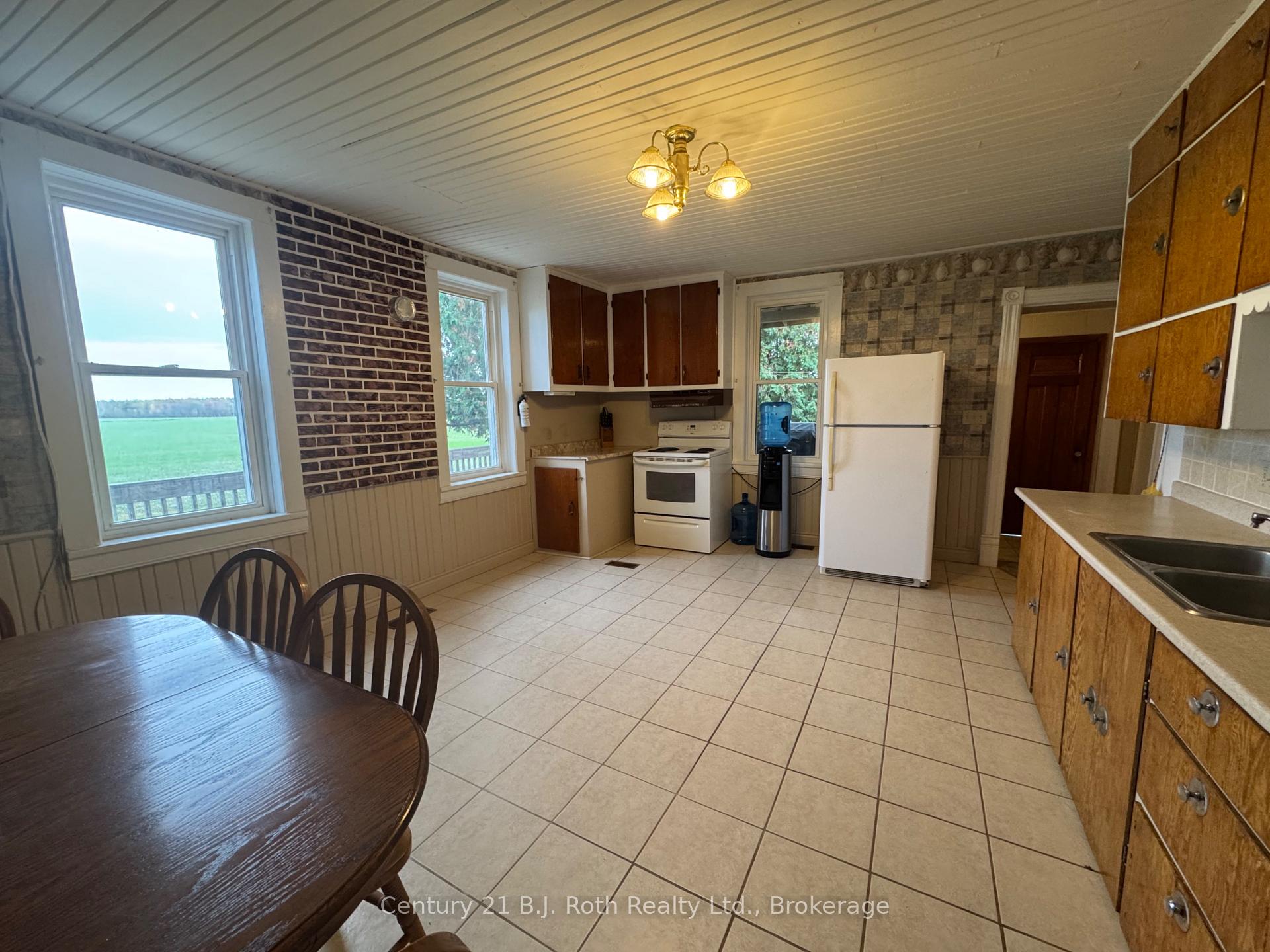 Photo 3 of 1767 10 Concession, Ramara, Rural Ramara — HOMEH