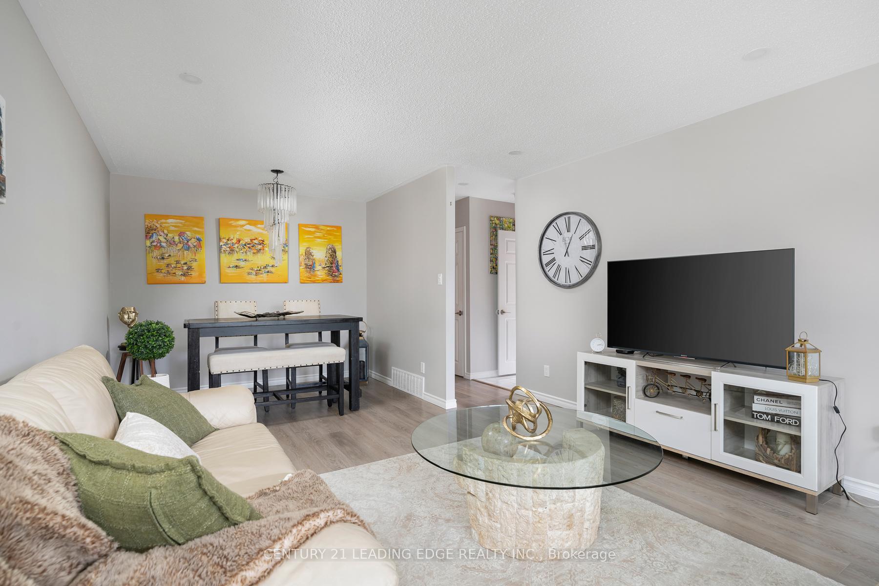 Photo 13 of 809 Sanok Drive, Pickering, West Shore — HOMEH