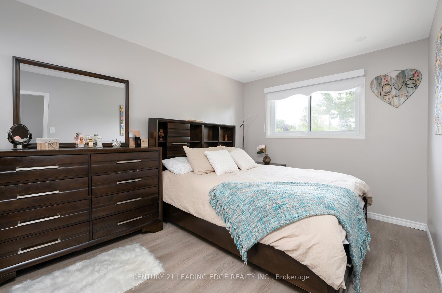 Photo 22 of 809 Sanok Drive, Pickering, West Shore — HOMEH