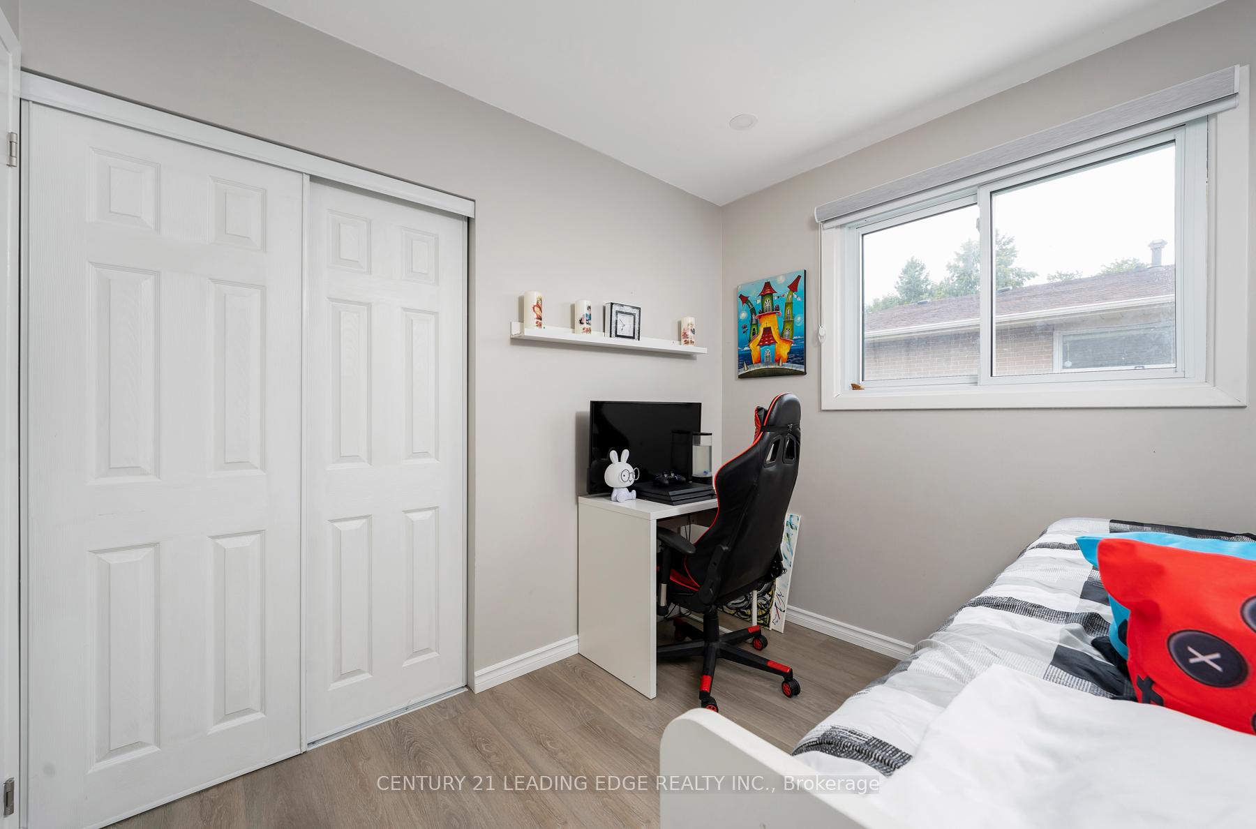 Photo 28 of 809 Sanok Drive, Pickering, West Shore — HOMEH