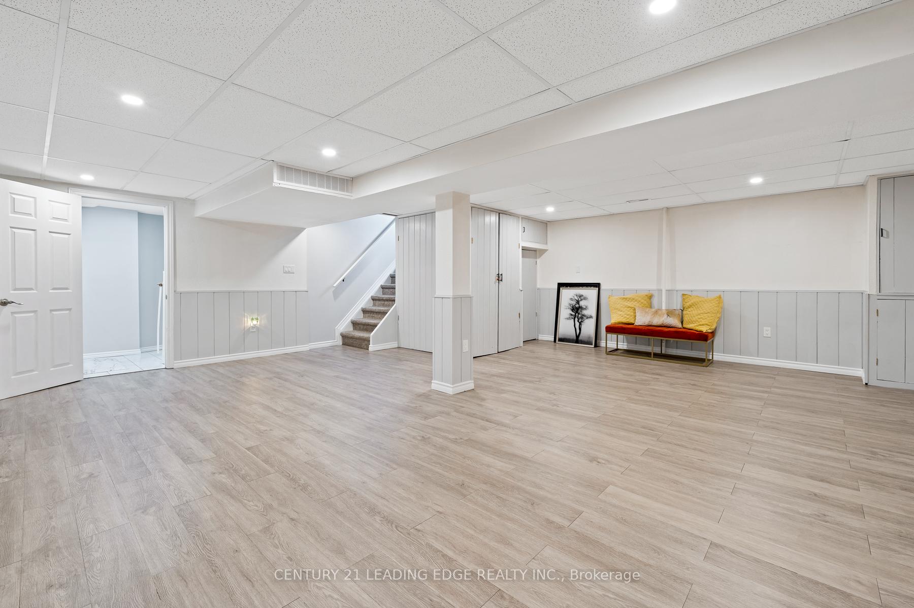 Photo 34 of 809 Sanok Drive, Pickering, West Shore — HOMEH