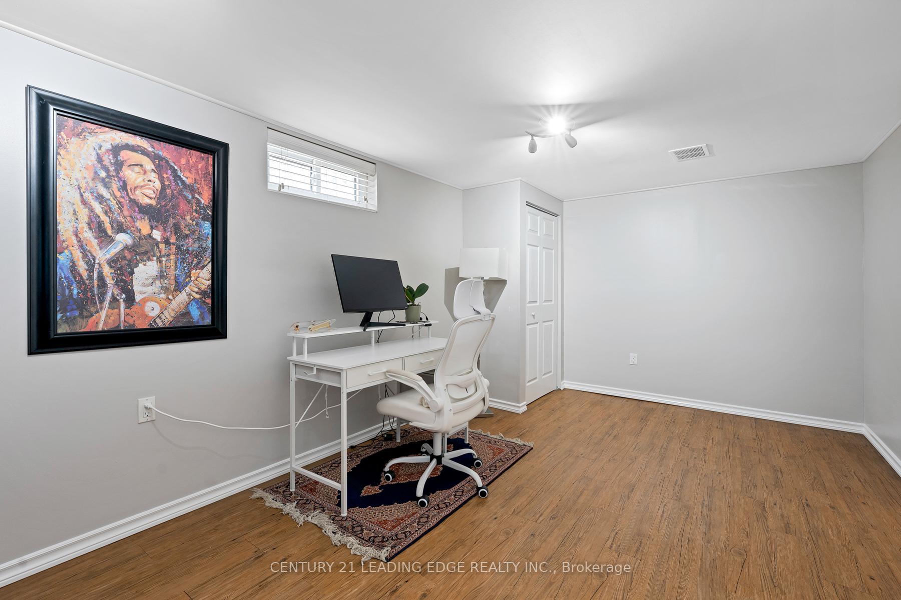 Photo 39 of 809 Sanok Drive, Pickering, West Shore — HOMEH
