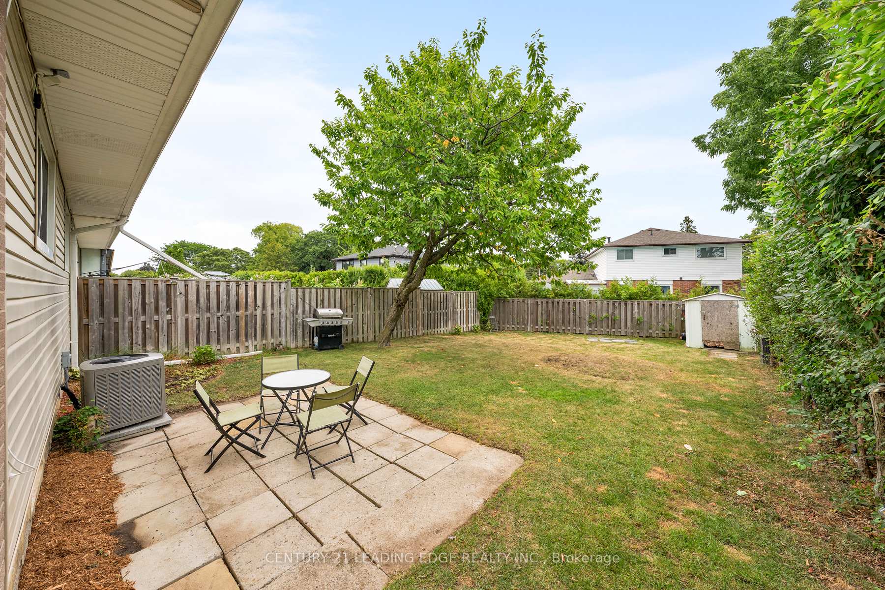 Photo 43 of 809 Sanok Drive, Pickering, West Shore — HOMEH