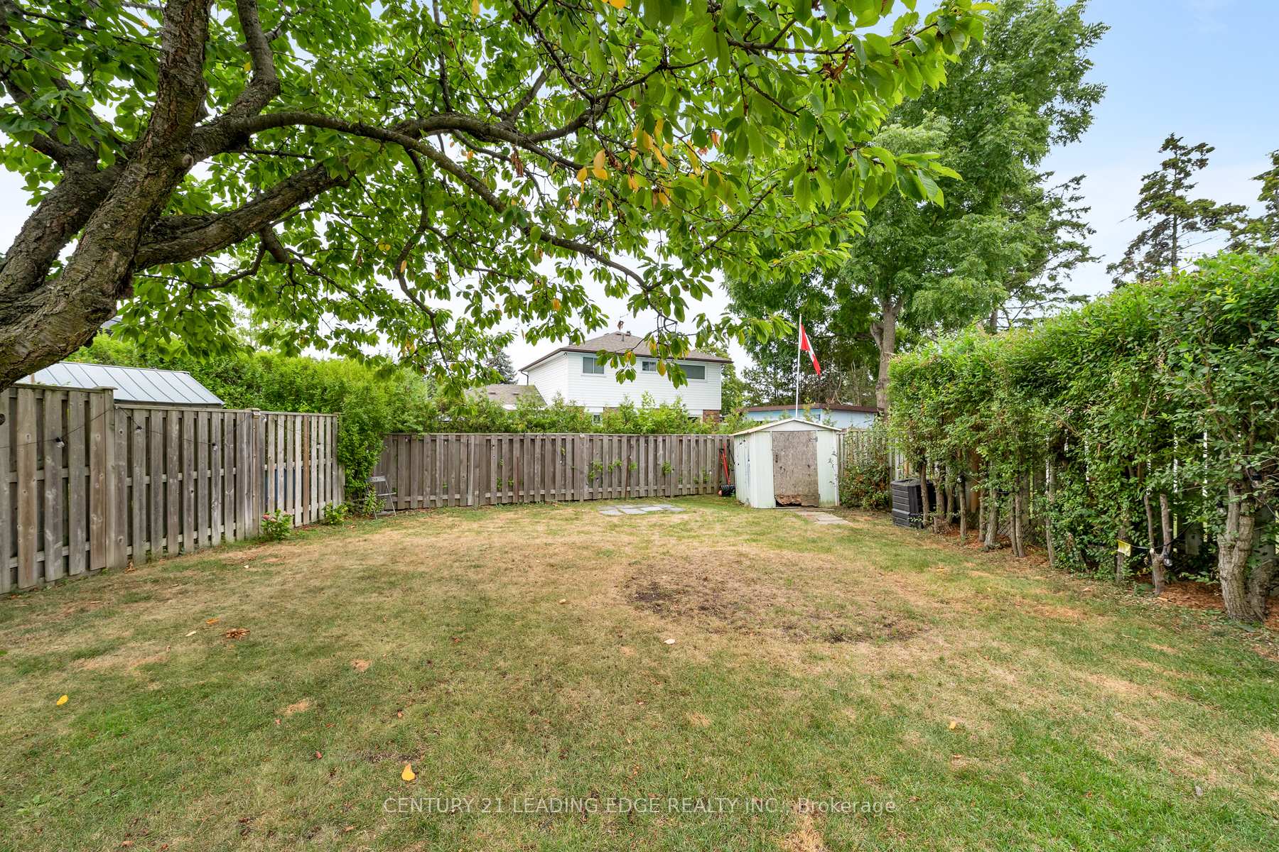 Photo 44 of 809 Sanok Drive, Pickering, West Shore — HOMEH