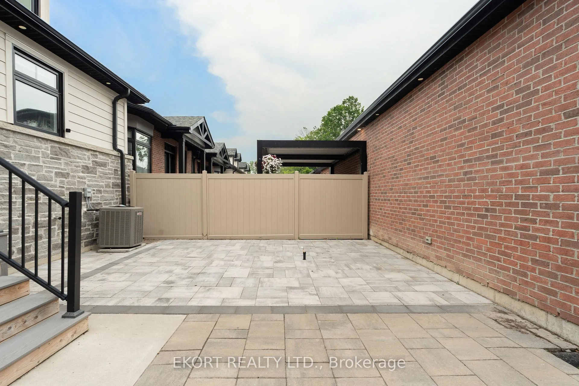 Photo 38 of 45 Bentley Crescent, Prince Edward County, South Marysburg Ward — HOMEH