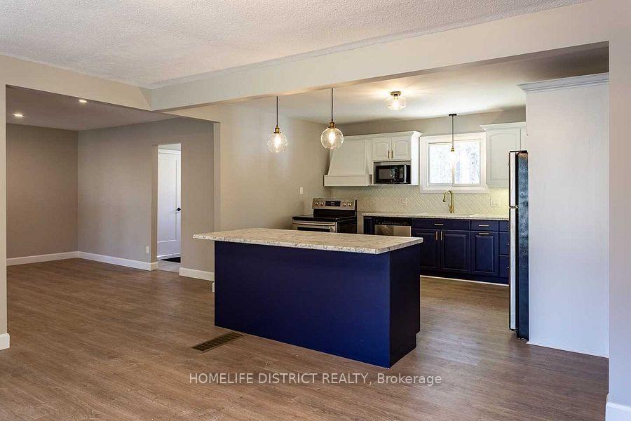 Photo 8 of 102 Parkview Road, Prince Edward County, Ameliasburg Ward — HOMEH