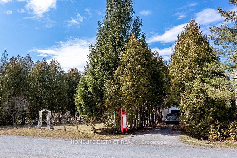 Photo 23 of 102 Parkview Road, Prince Edward County, Ameliasburg Ward — HOMEH